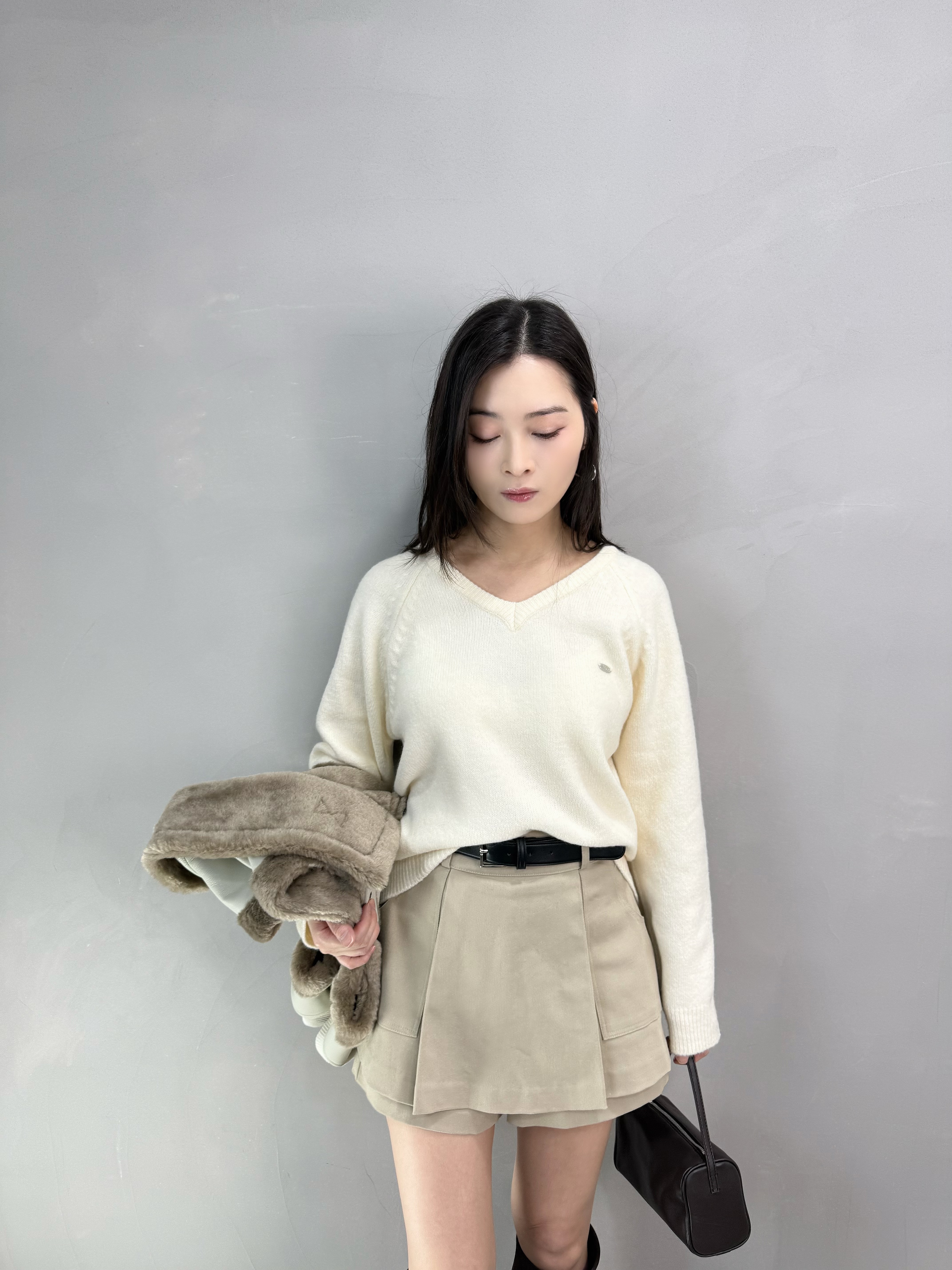 G62 V領銀扣Top（新年後）