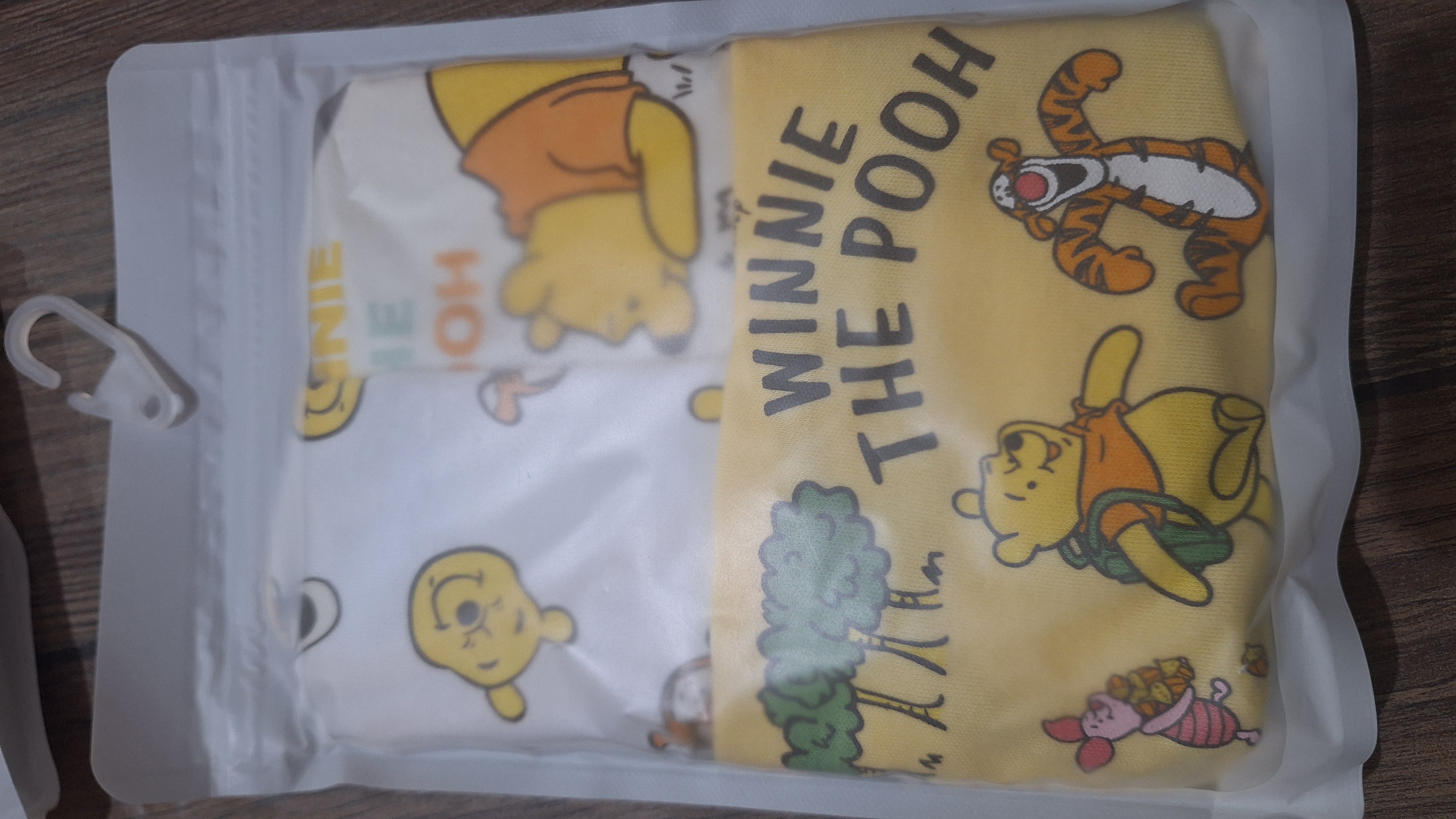 3條裝卡通口水巾