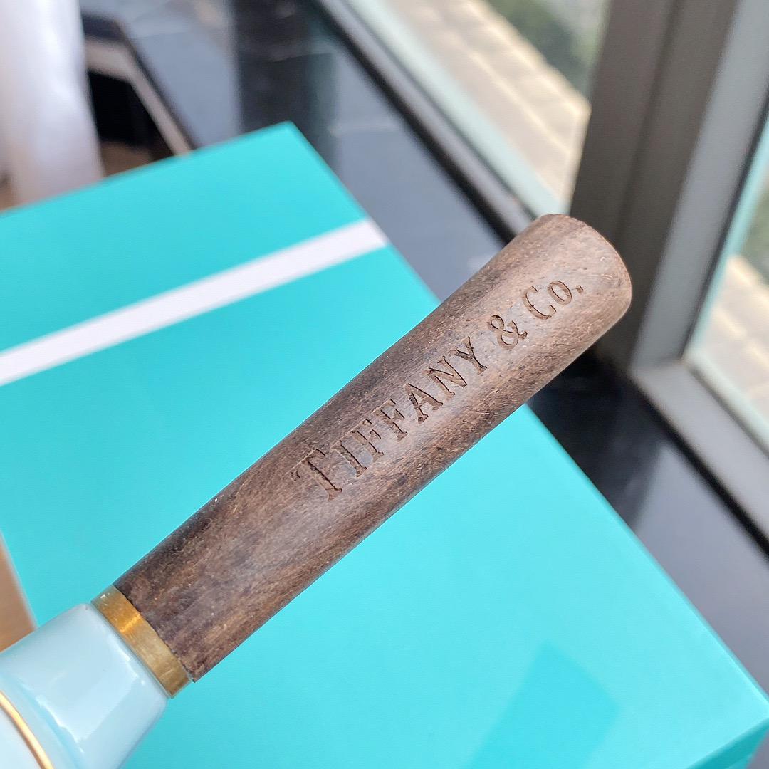 $298套。Tiffany羊脂玉茶具套裝