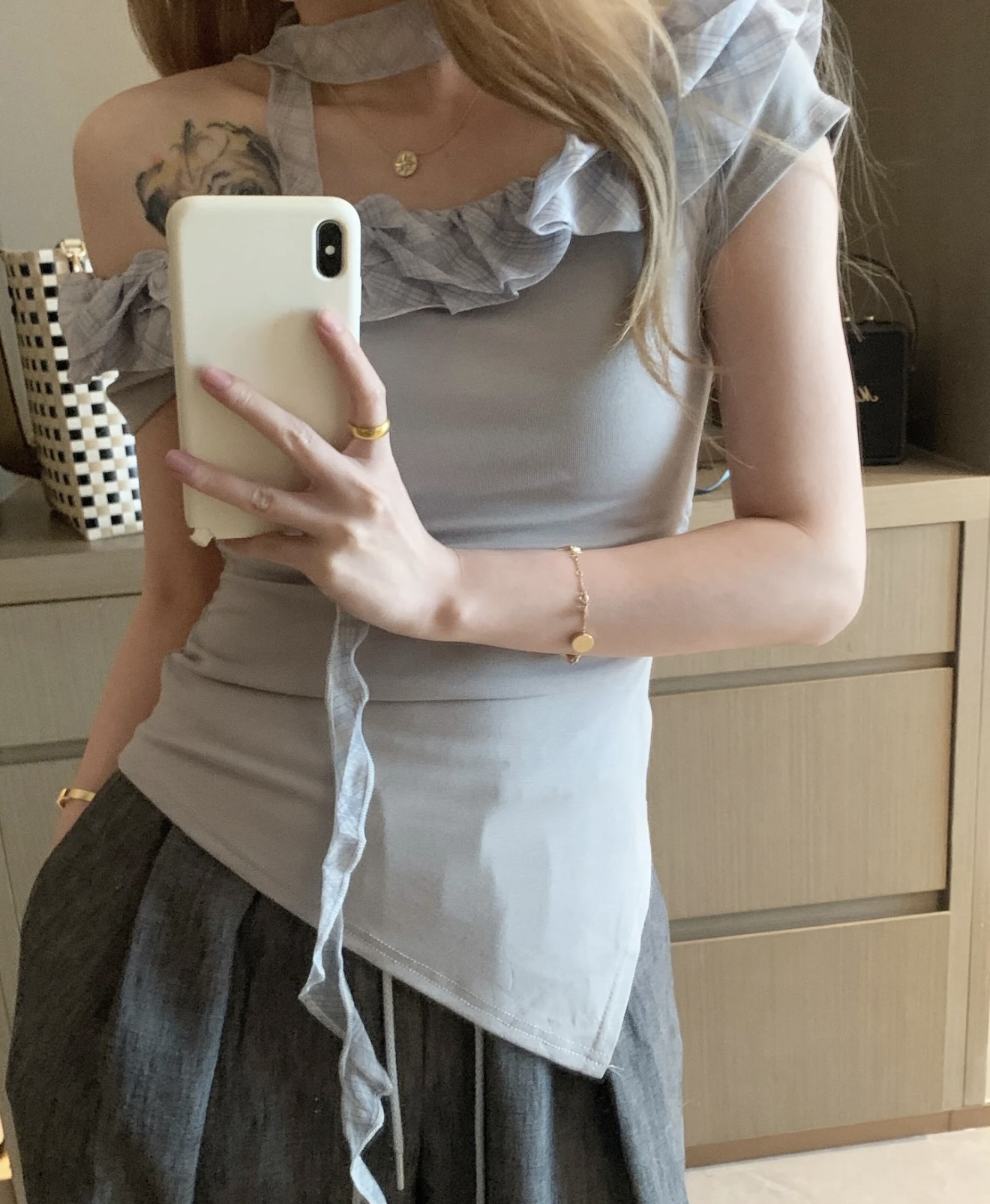 TP435字肩短袖上衣