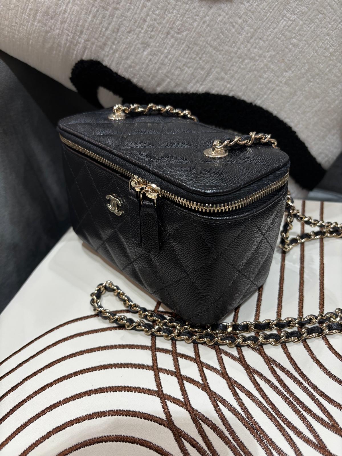 全新 Chanel vanity with chain 黑色荔枝牛皮金扣 100%Authentic,100%new 全新貨品 ✅專門店收據✅新晶貼✅dust bag ✅盒