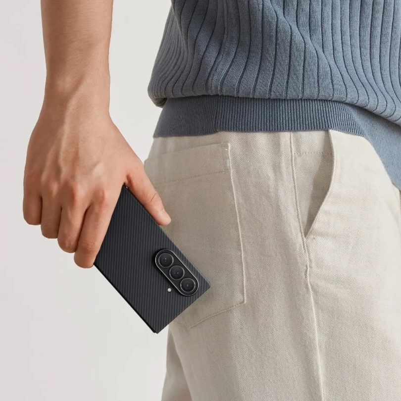 PITAKA Edge Case (Aaron Button) - Samsung Fold 7