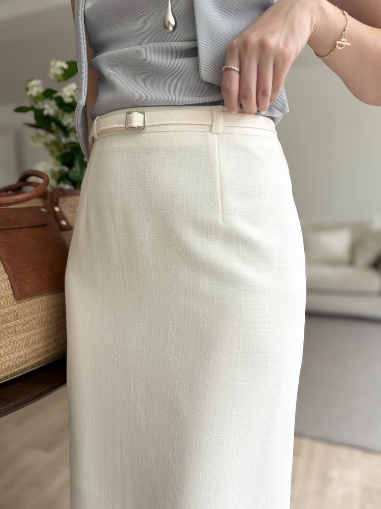 The Belted Straight Skirt (Ivory)