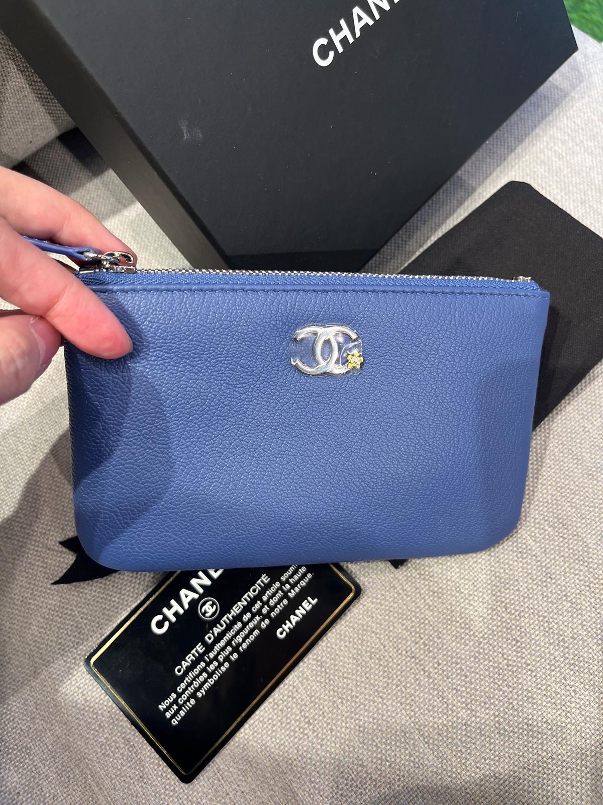 未使用品 Chanel zip mini pouch 15cm 牛皮 100%Authentic, 未使用品,unused ✅card✅dust bag✅box