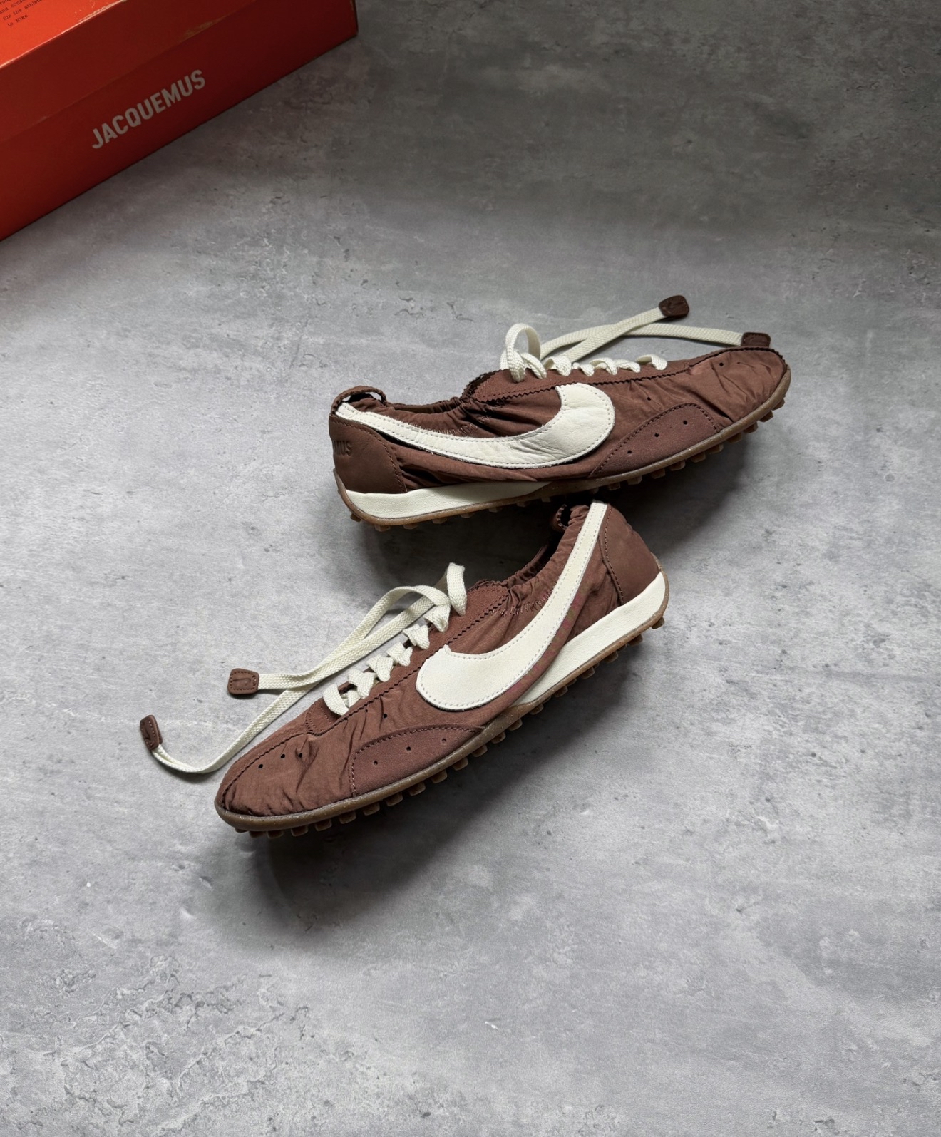 HV8547-200 Nike x Jacquemus Moon Shoe Fauna Brown HV8547-200
