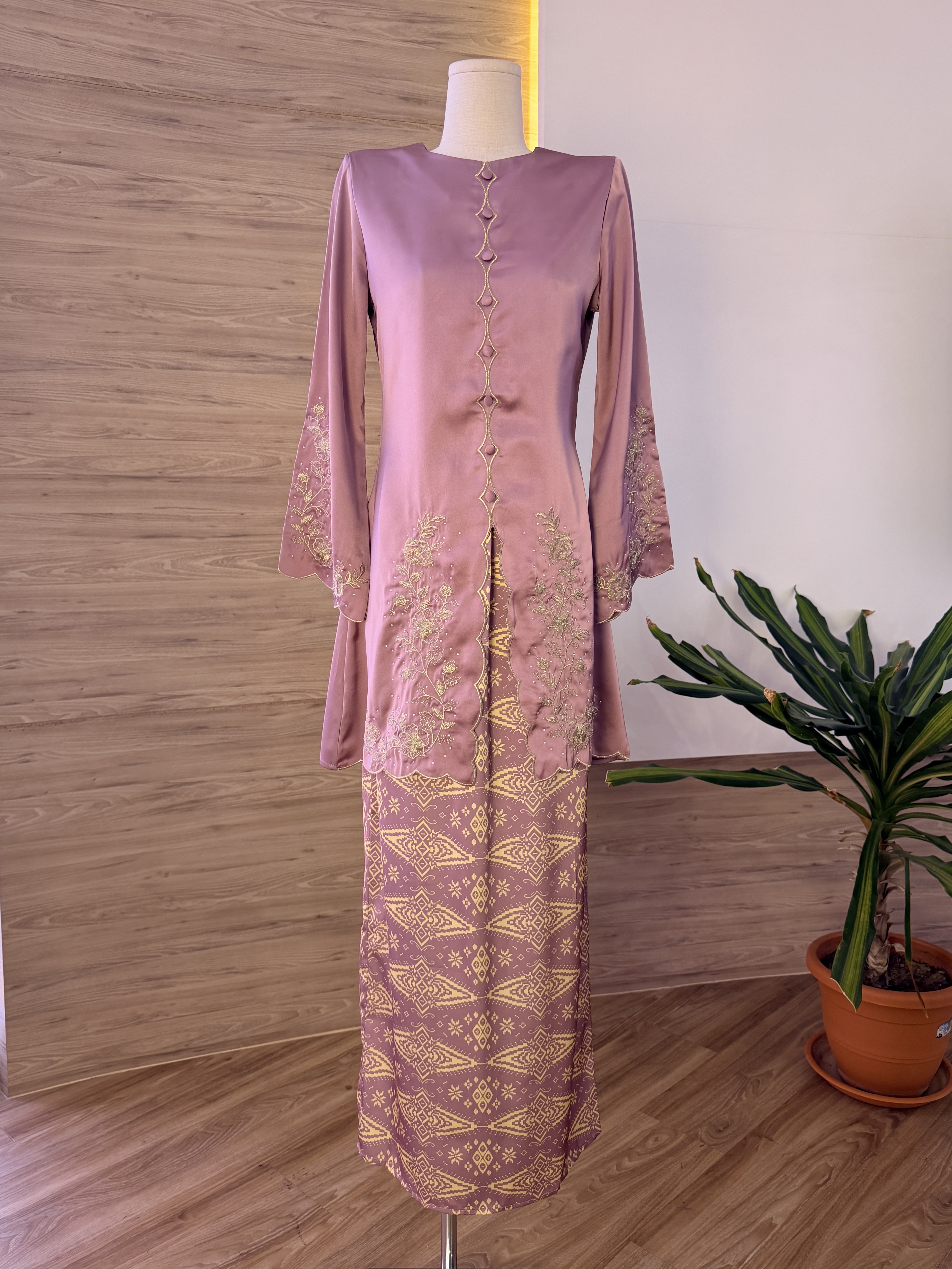 Seraphina Kebaya Set Wear