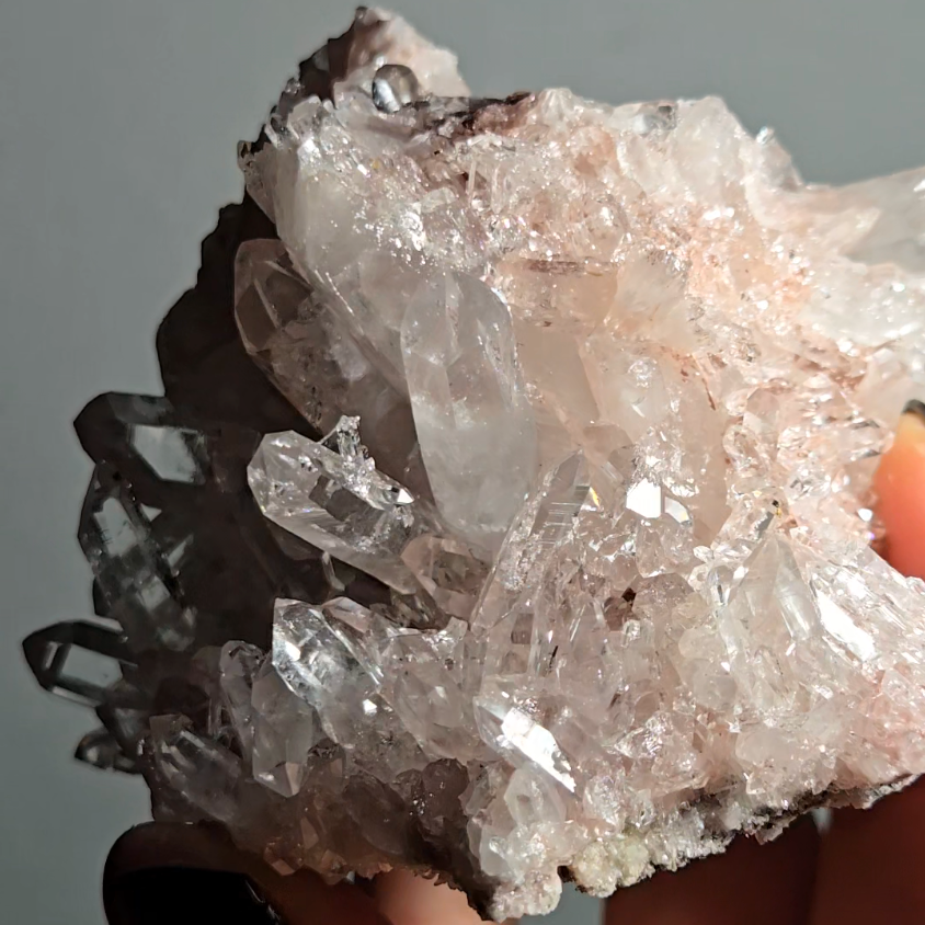 Extra pink Pink Lemurian quartz cluster from Colombia - LQ183