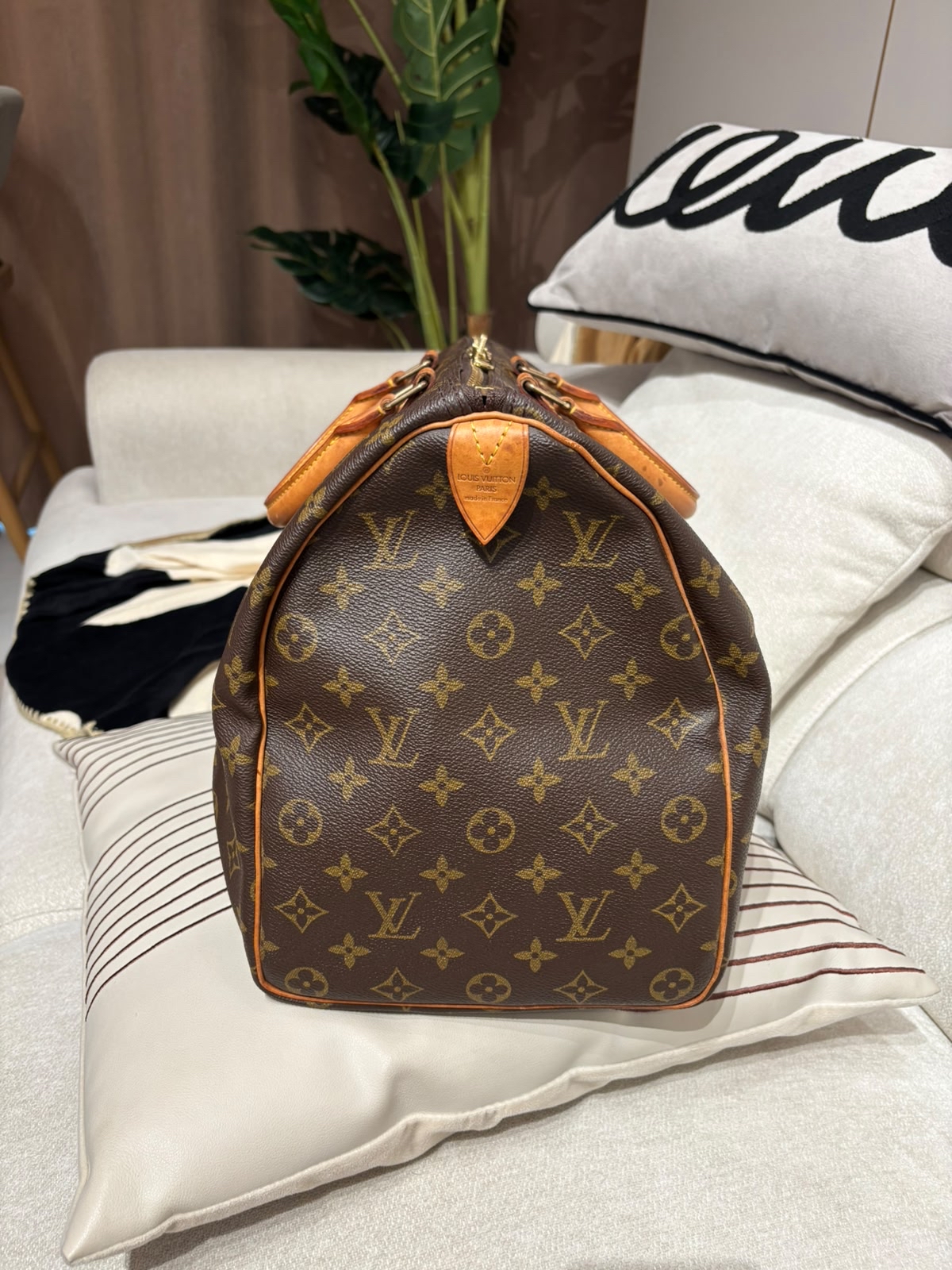 LV Keepall 45 Monogram 100%Authentic,85%new  