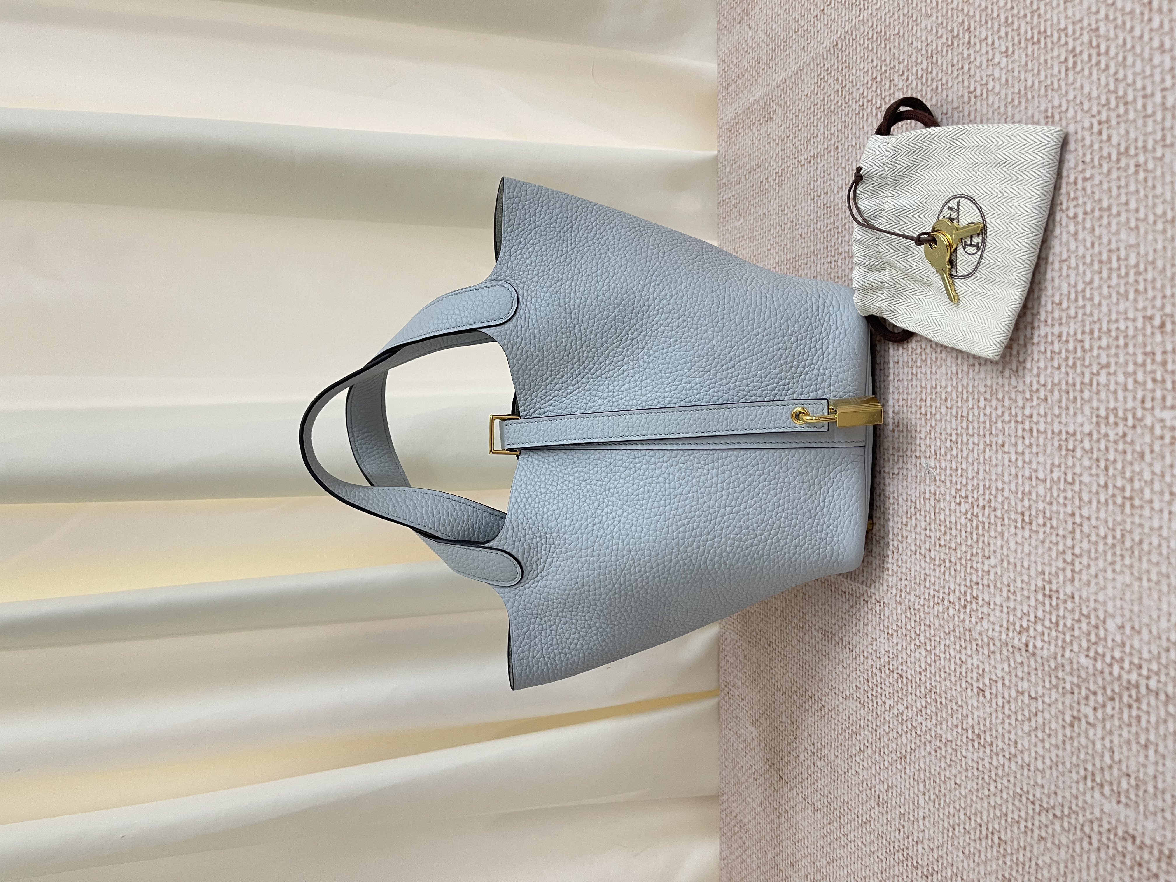 Pre-owned Hermes P18/ Stamp Y/ Product Code: 26031307