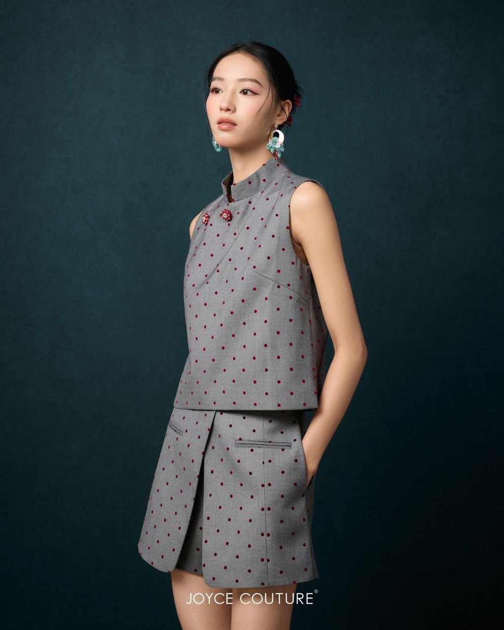 串珠纽扣立领上衣 T0180