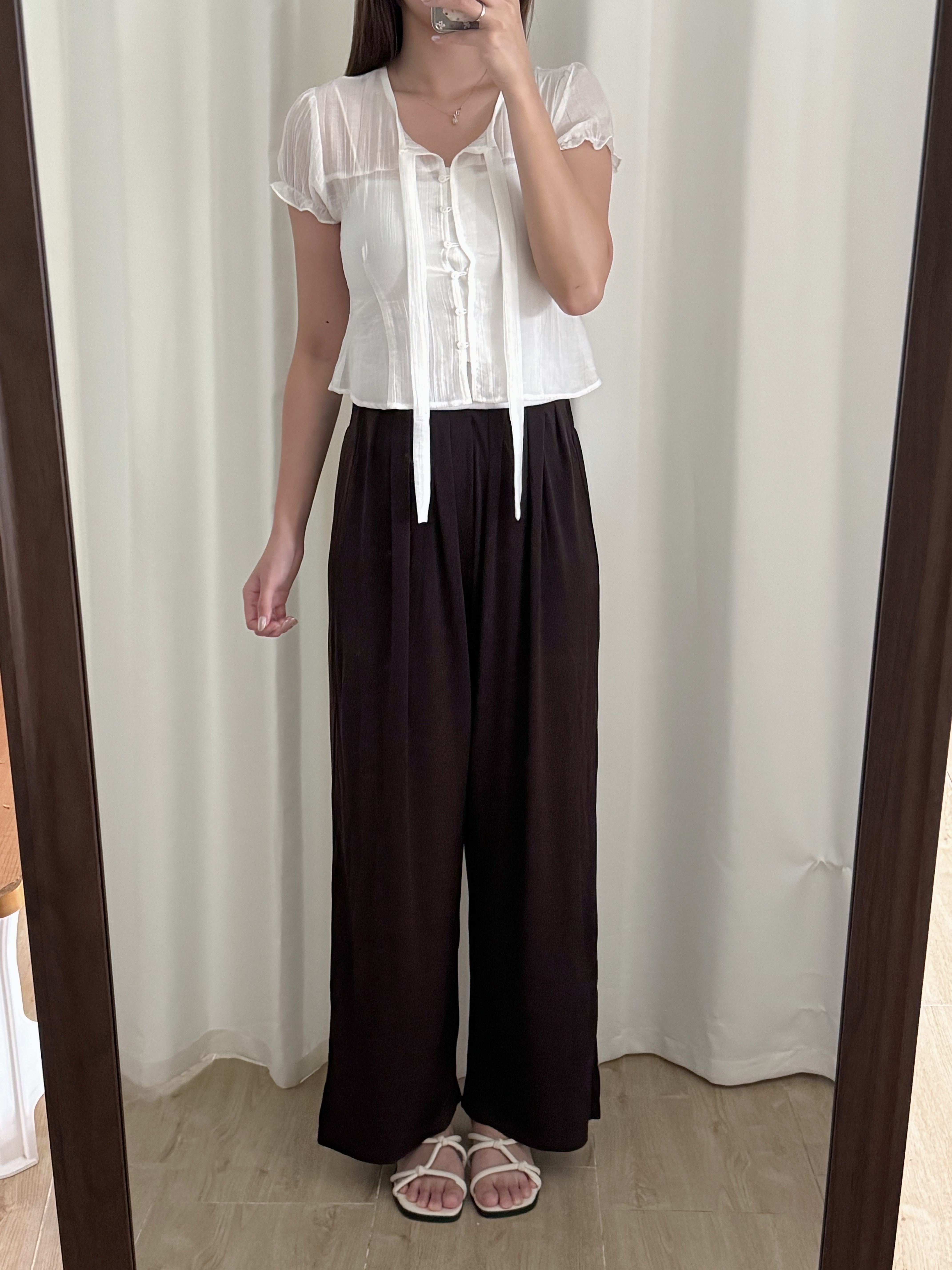 透薄綁帶微公主袖短袖上衣(三色入)