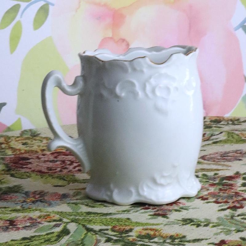 Antique Victorian Rose Pattern Moustache Mug/ Tea Mug (MT1457)