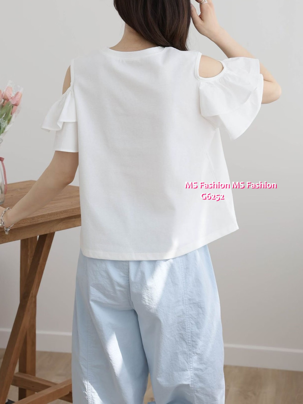 G6252 韓國🇰🇷靚print露肩top