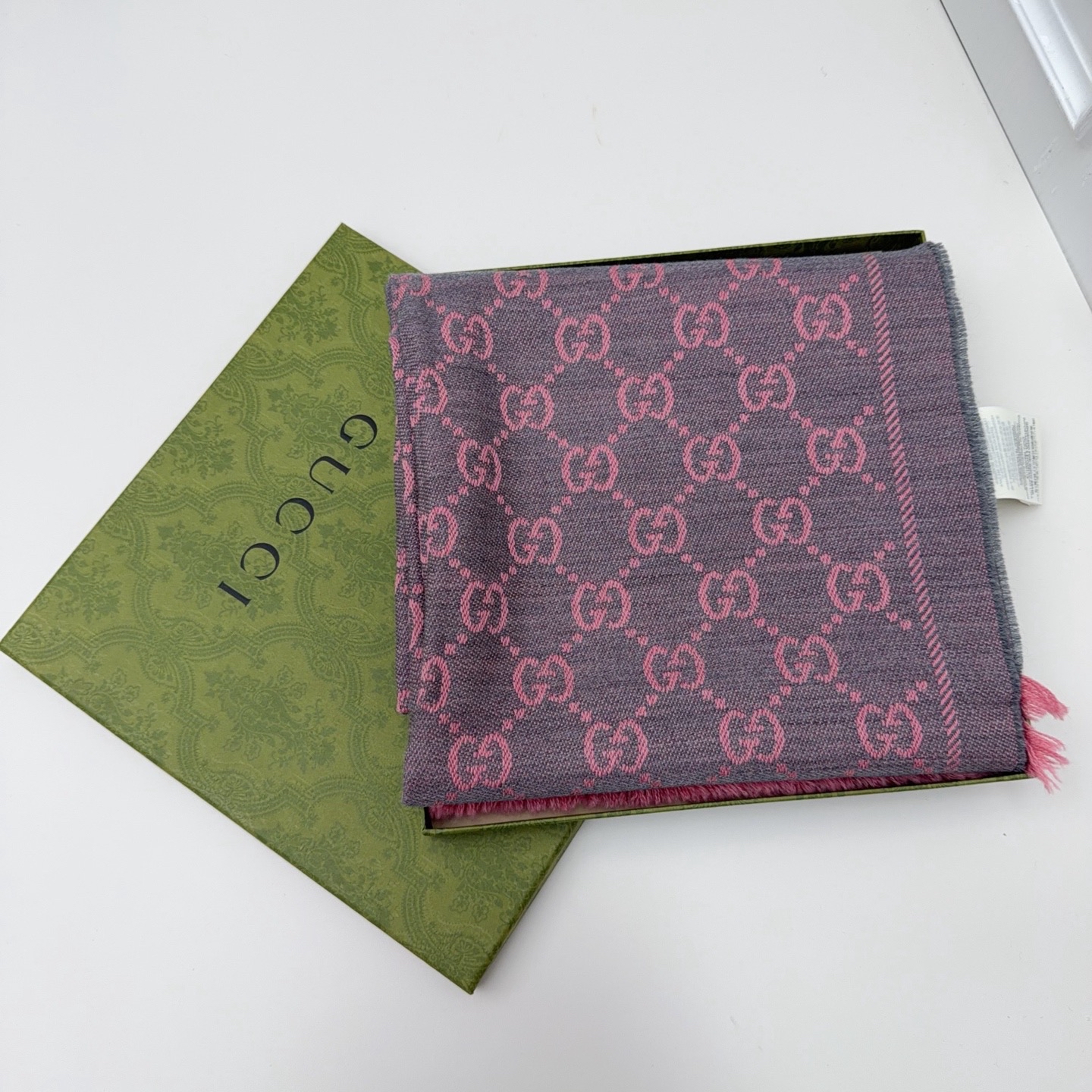 【預訂貨品】Gucci雙面灰粉拼色羊毛頸巾