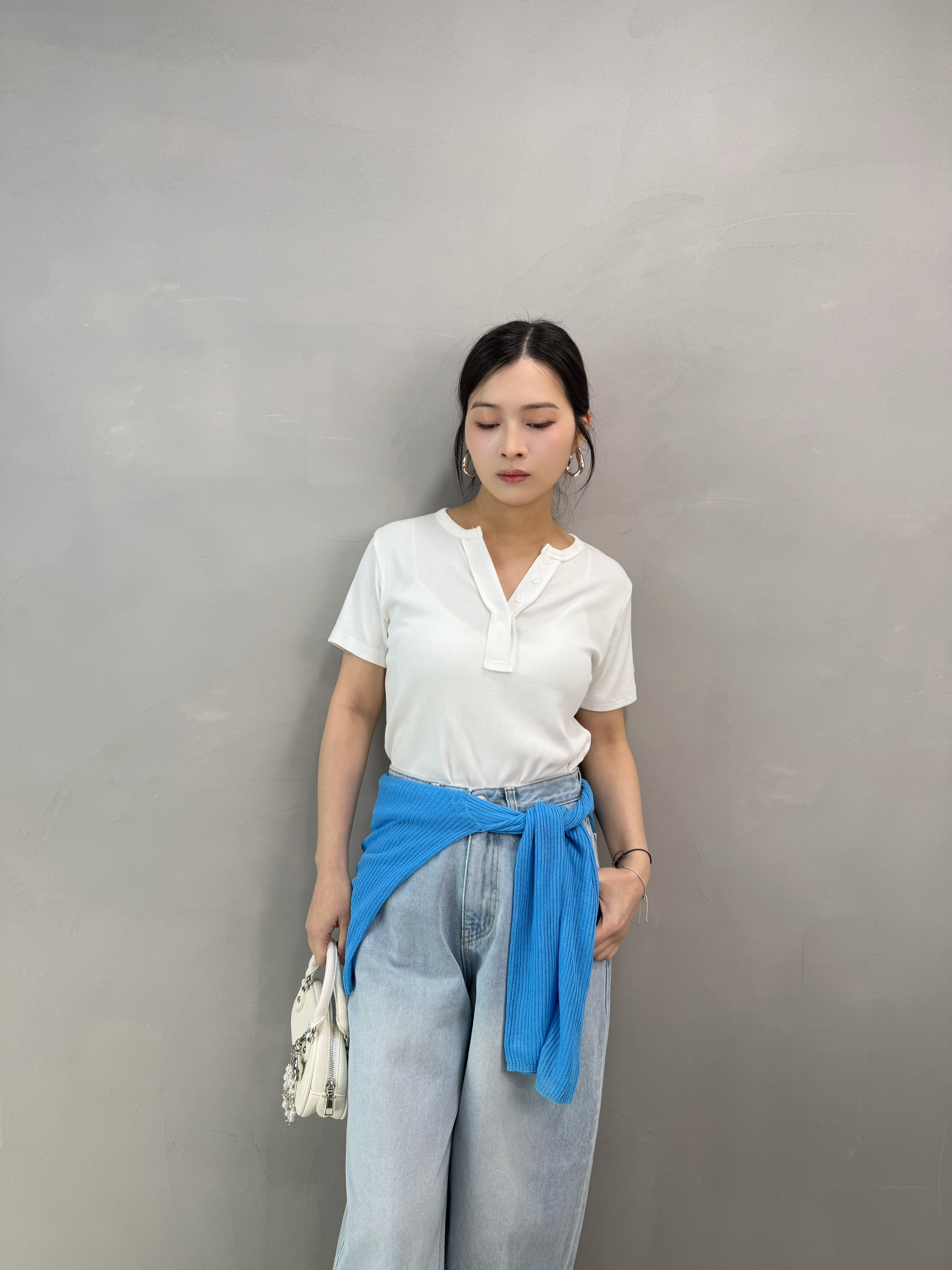 Z62 扣鈕暗紋Tee