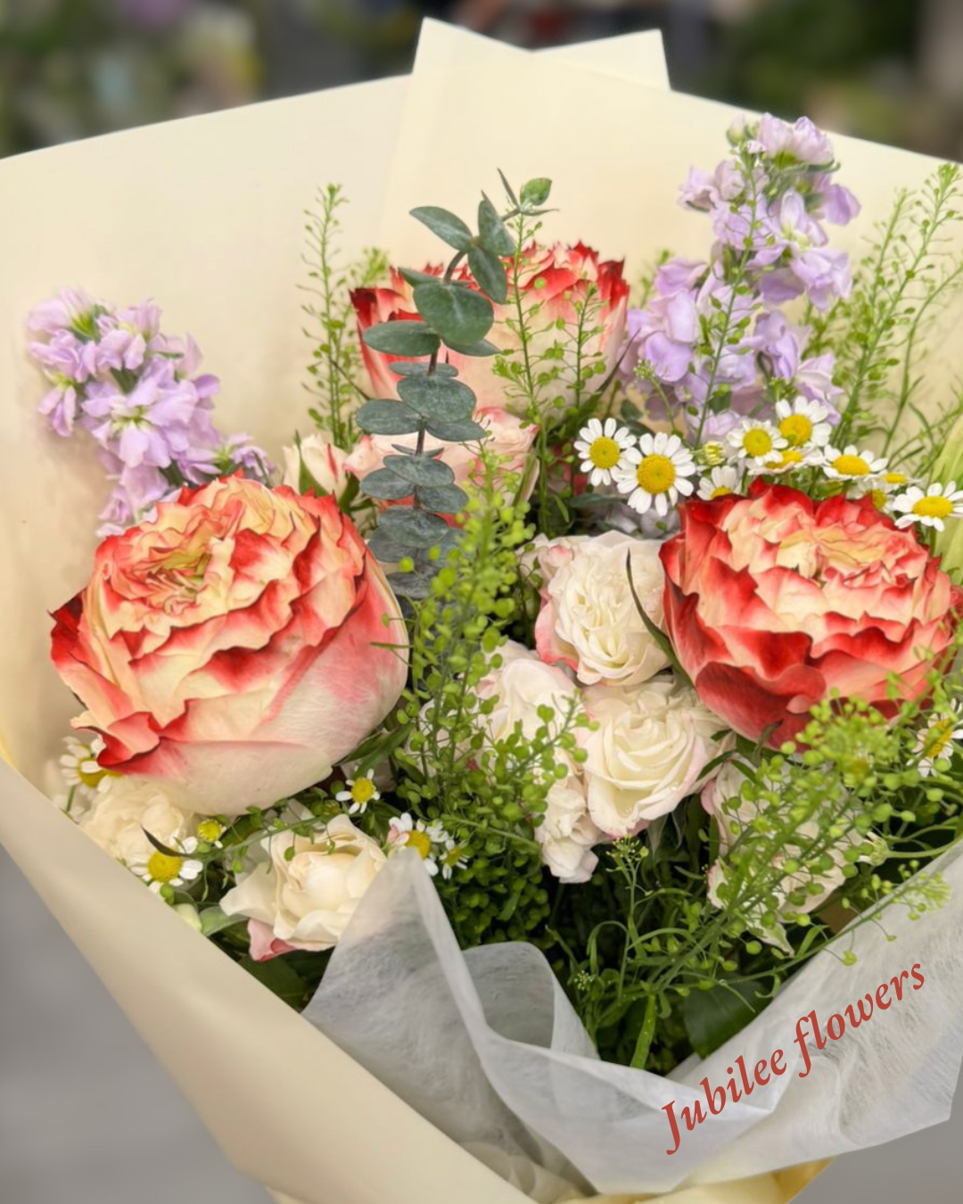 蘋果傑克玫瑰混合花束