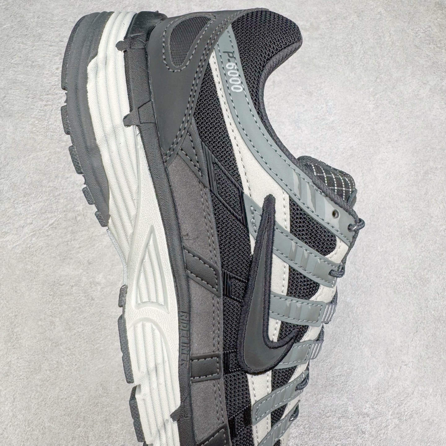 Nike P-6000 HQ3818-001 