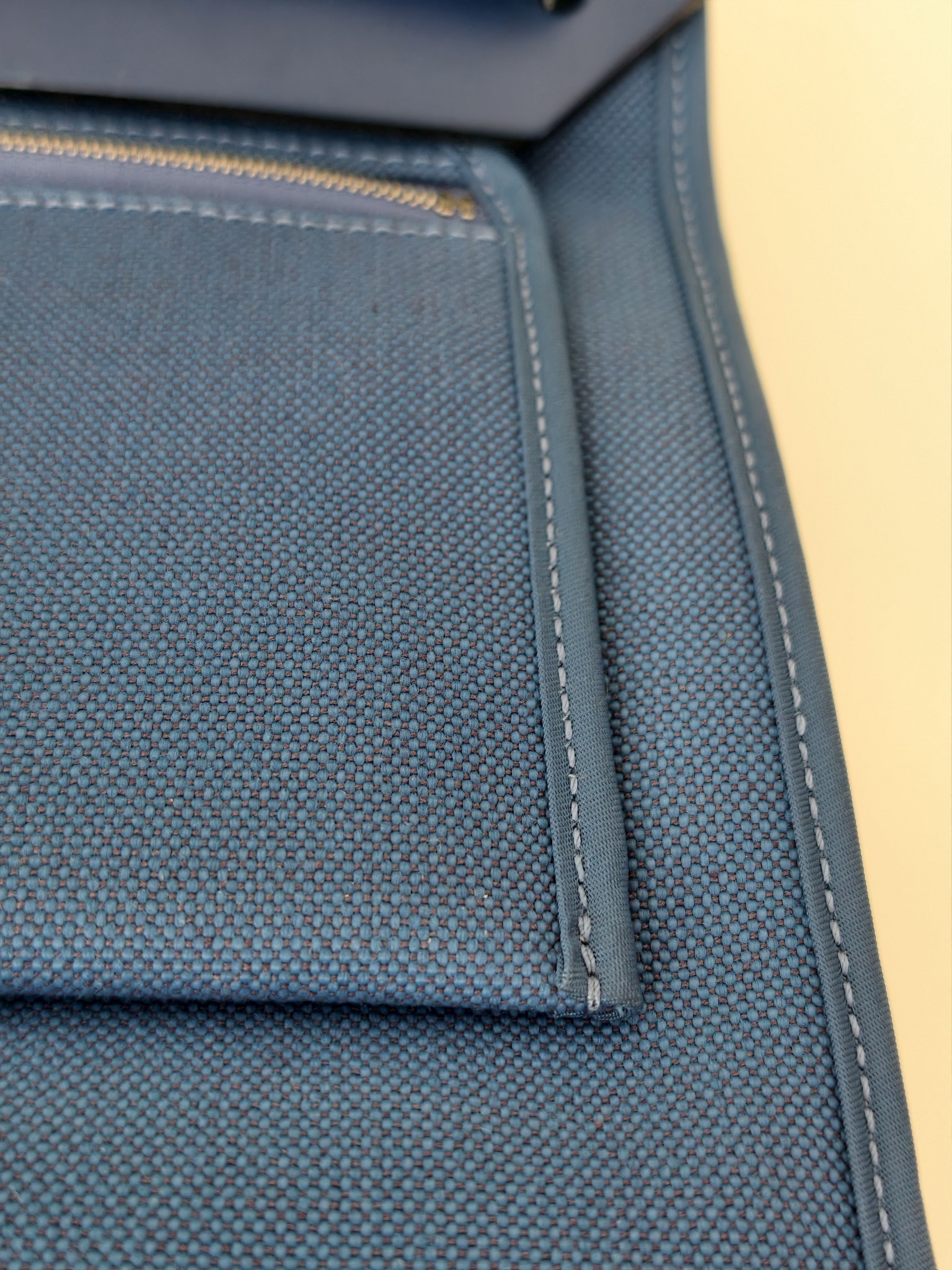 【預訂貨品】Hermes  herbag 31藍色 C刻