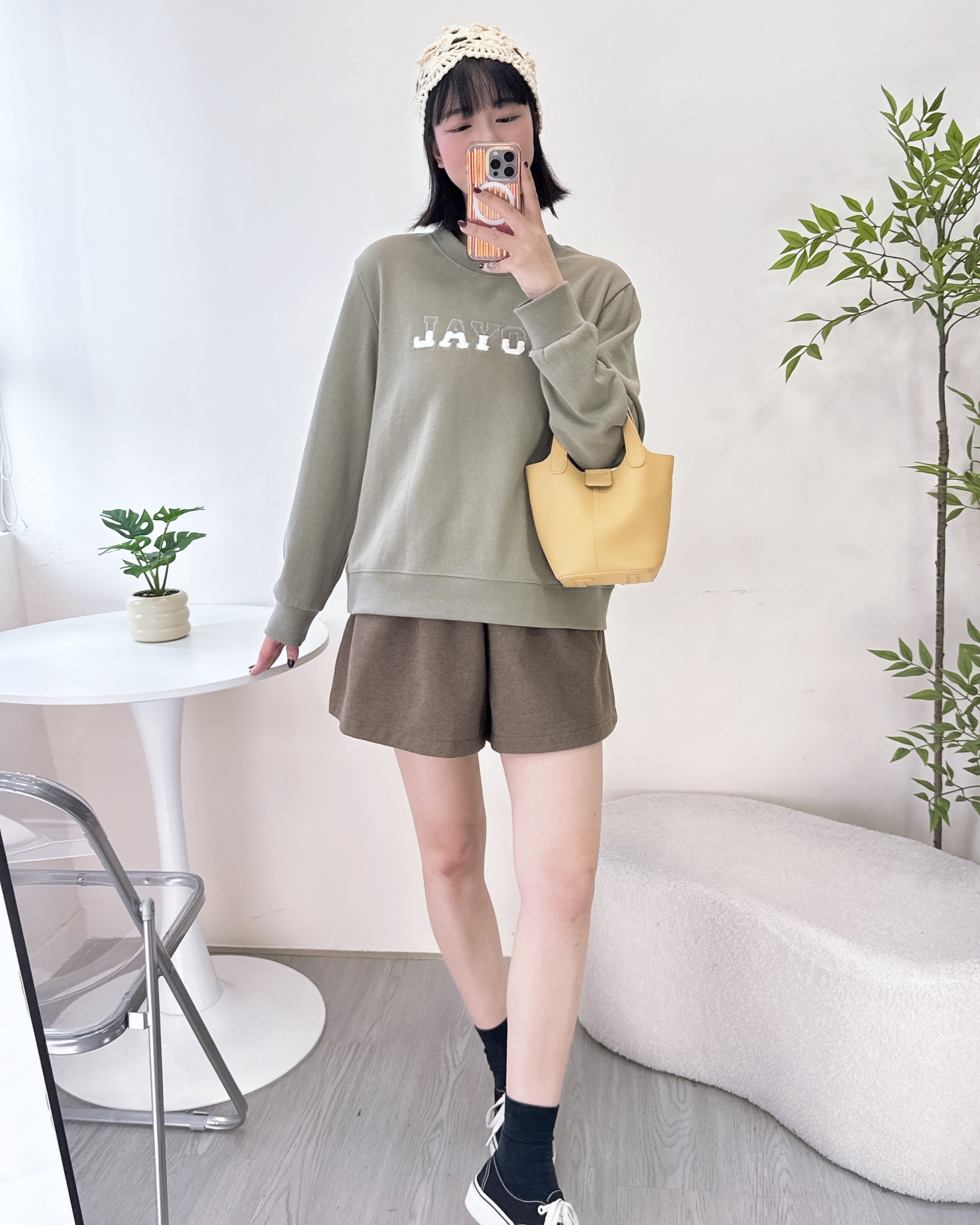 毛毛英字小清新衛衣 3色