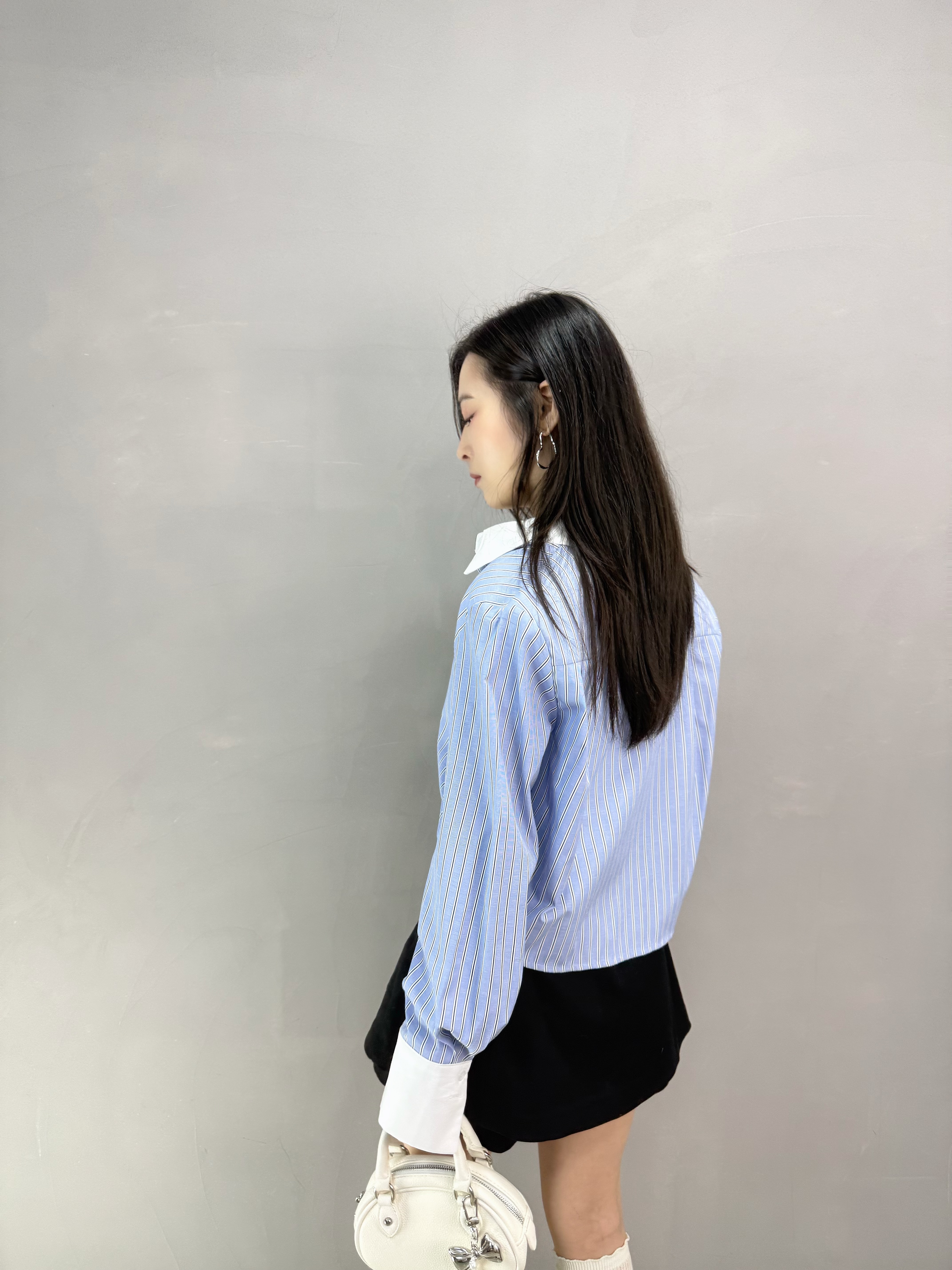 G64 撞白色領條子恤衫