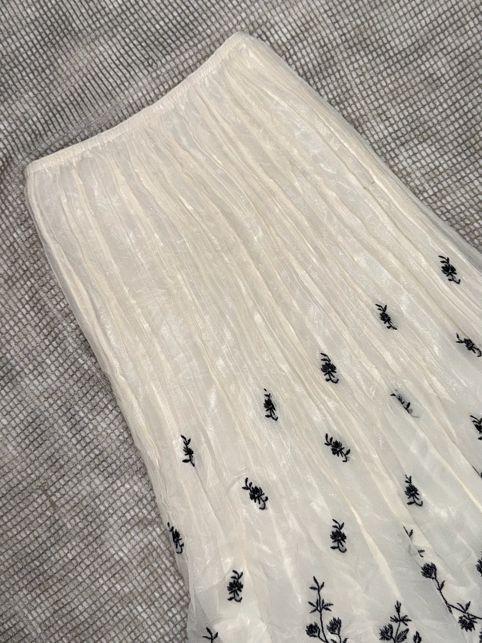 Cream Chiffon Botanical Sprig Plisse Maxi Long Skirt