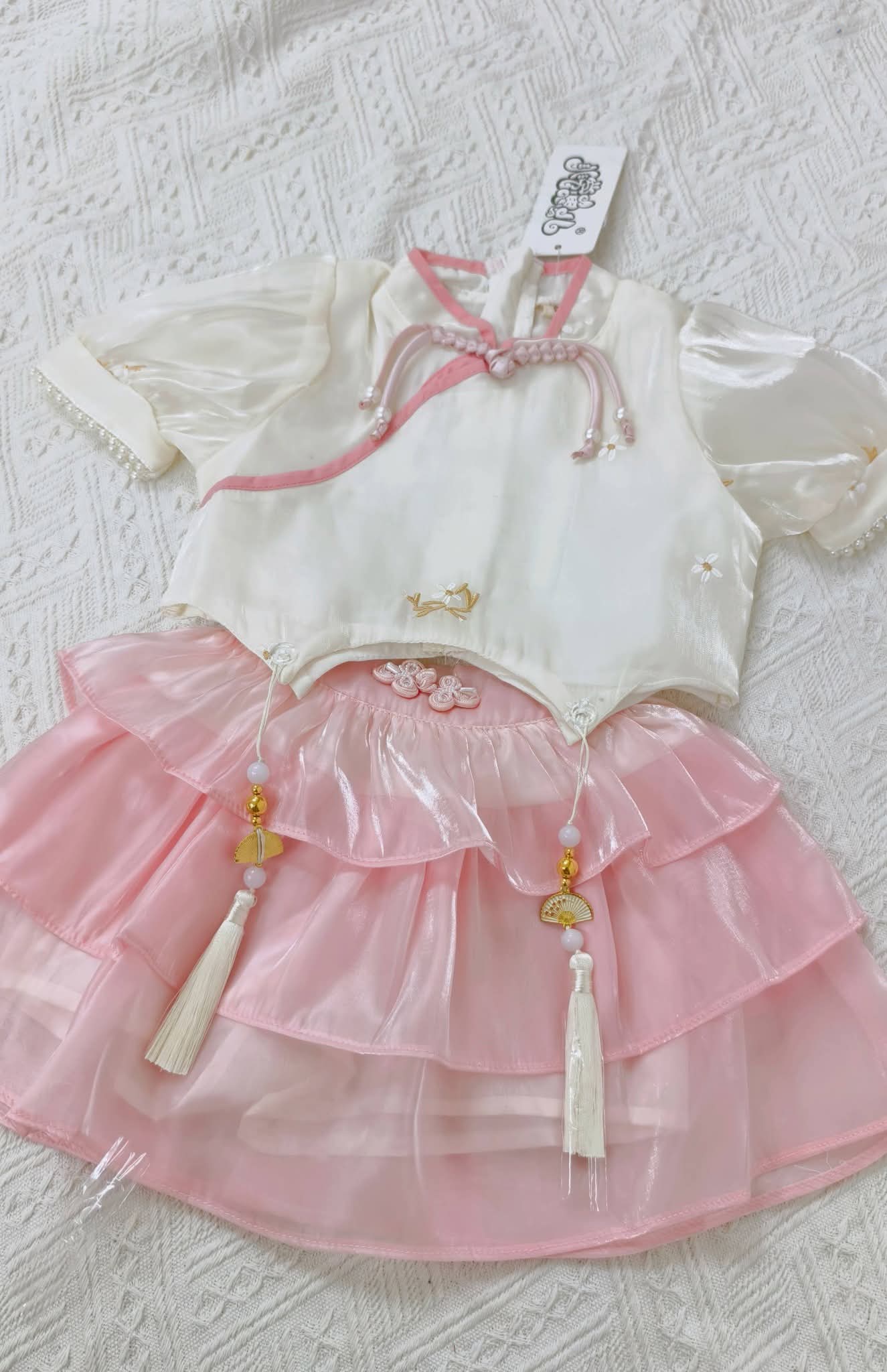 A16 女童新中式盘扣套装
