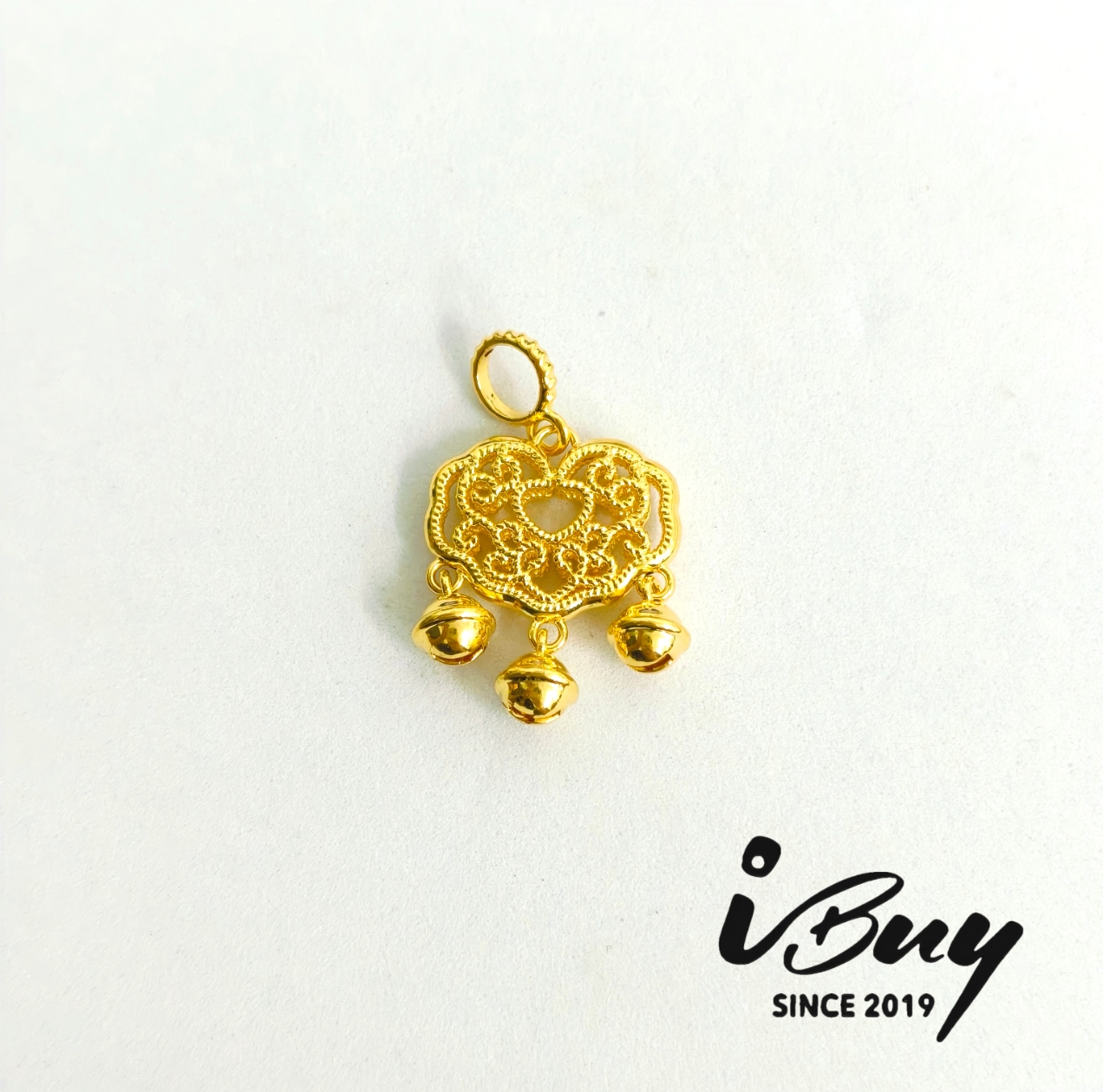 916 HARD GOLD OPENWORK HEART SHAPE LUCKY LOCK CHARM 916 硬金 爱心平安锁串咀