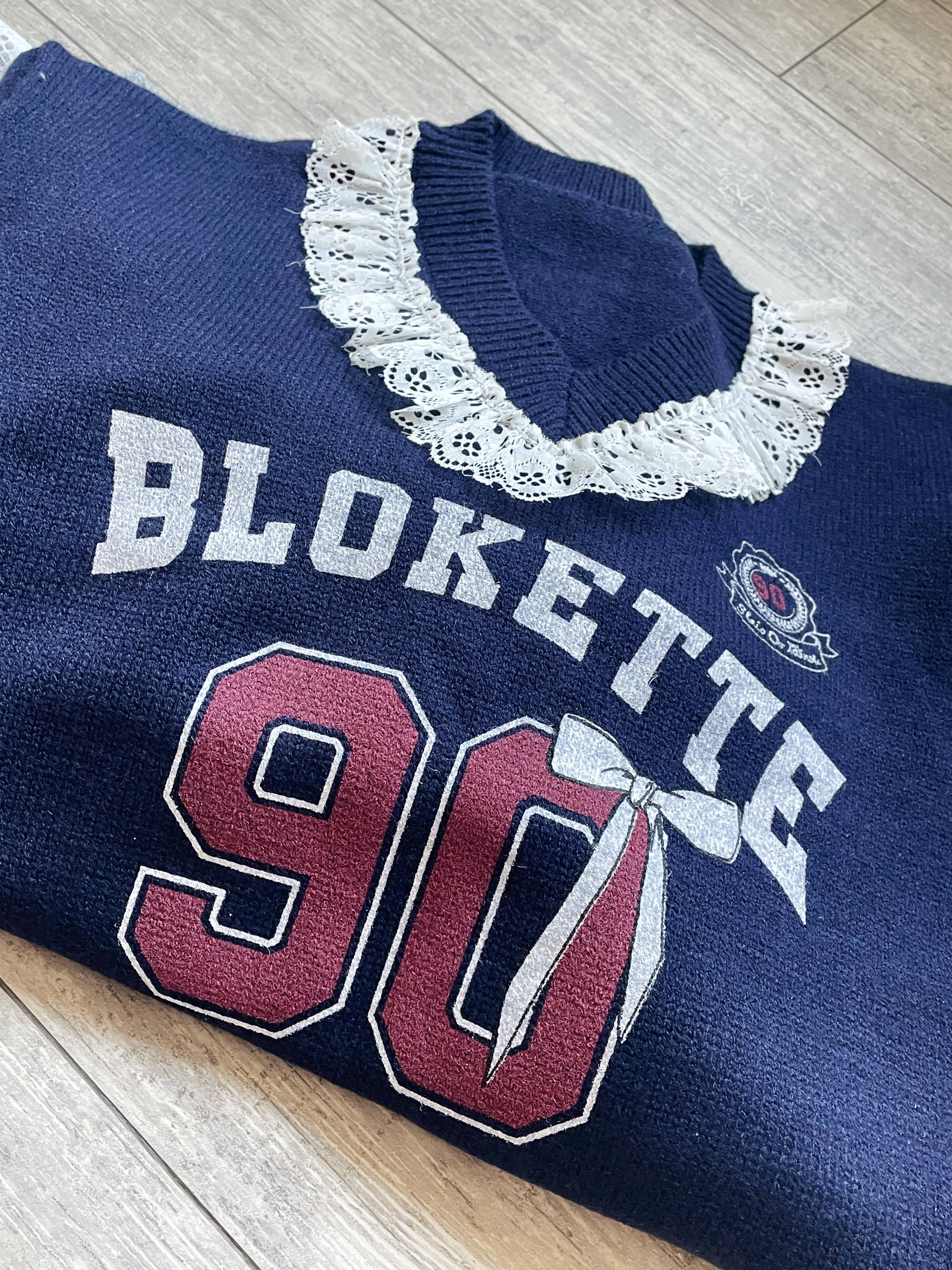 K5532 Lace邊V領針織top