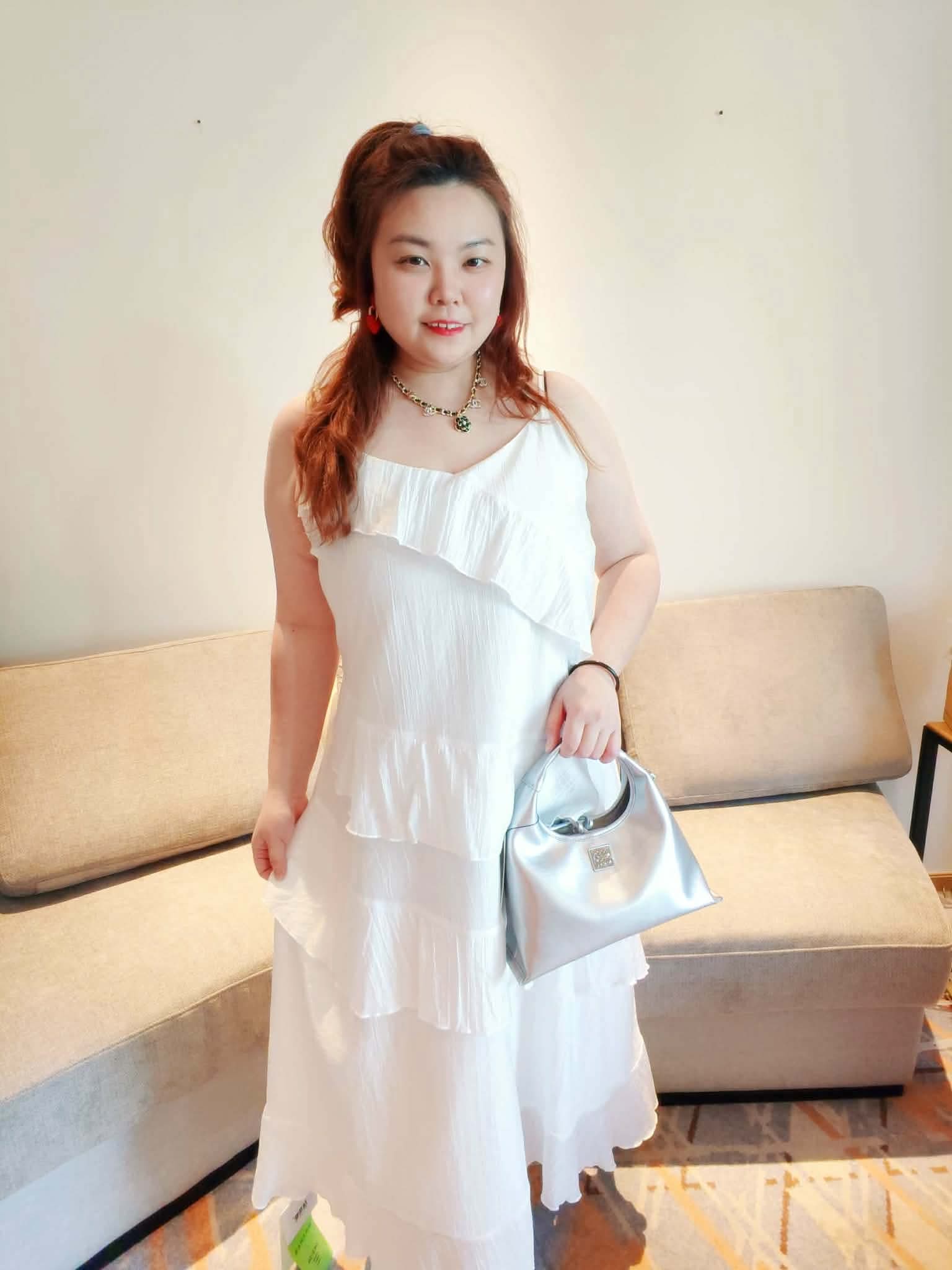 YPA01 26057 螺纹垂感荷叶吊带礼服连身裙