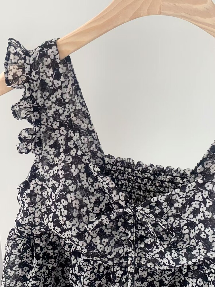 La Fleur Ruffle Blouse