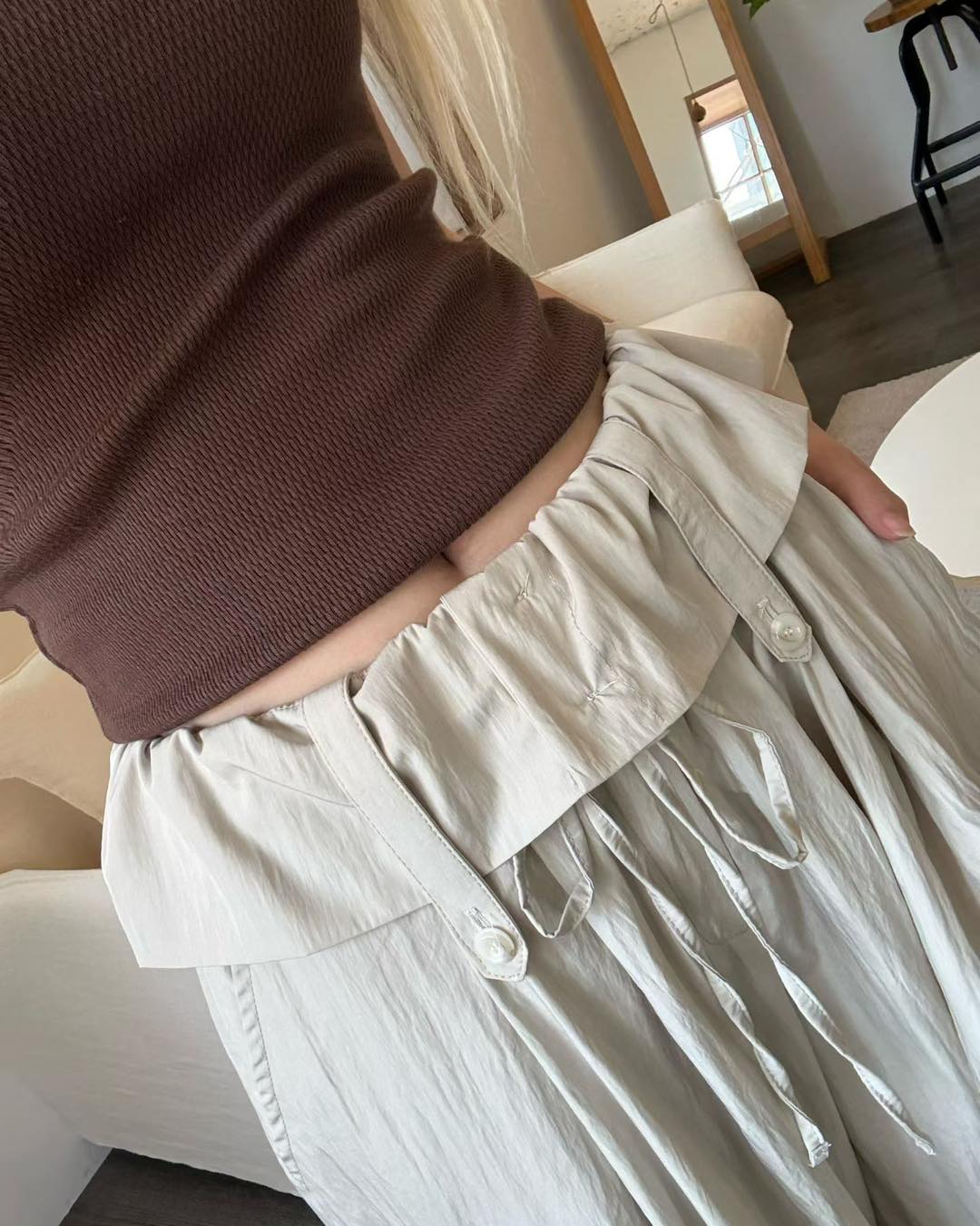 反摺腰頭皺布寬身褲