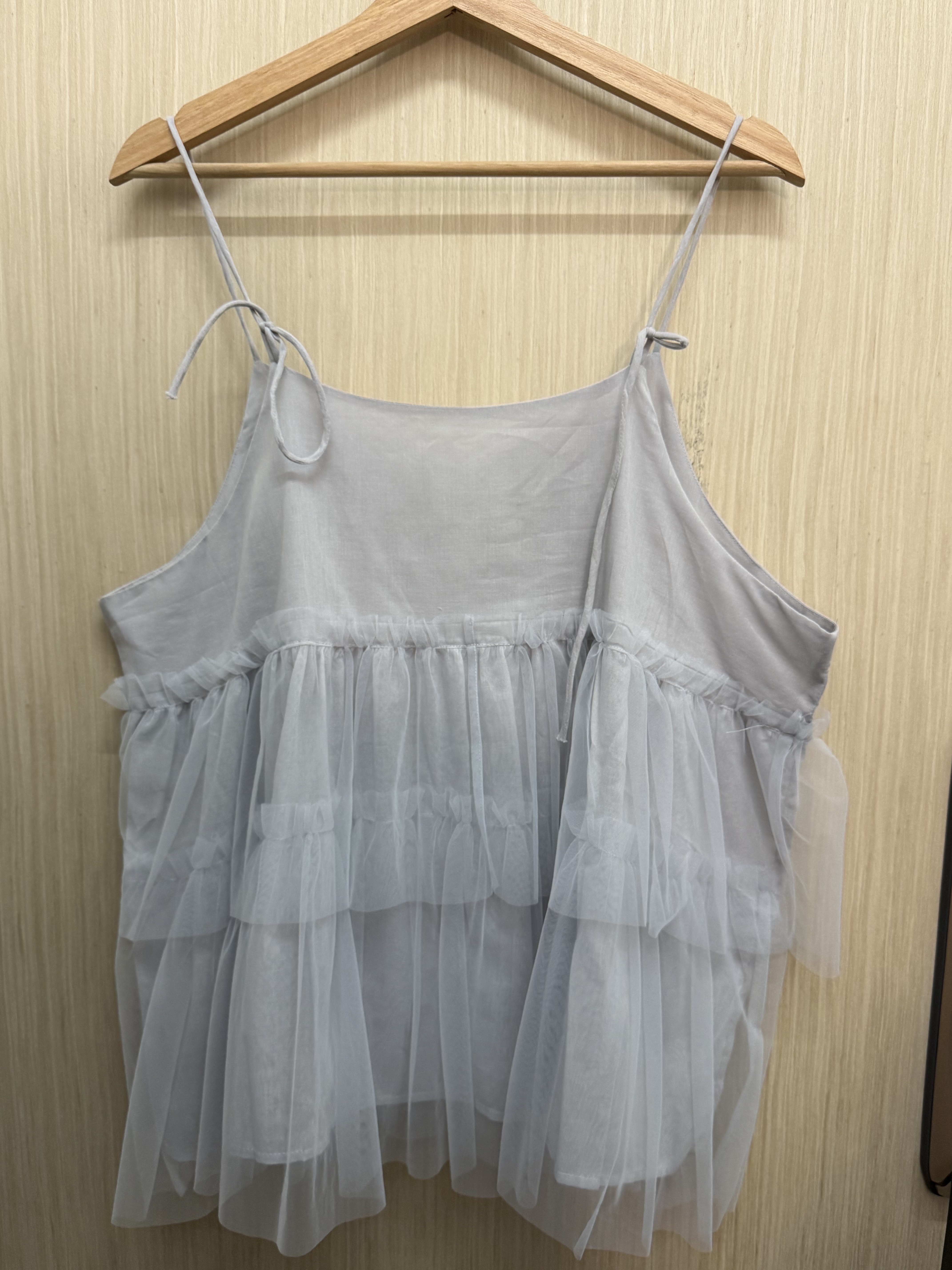 幼肩薄紗吊帶（淺灰）