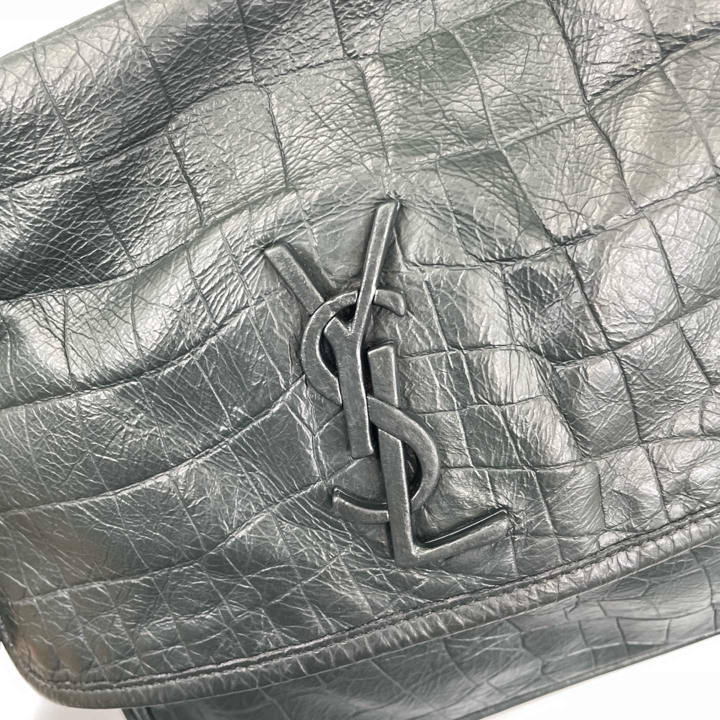 【預訂貨品】YSL 深綠色D扣Niki包 