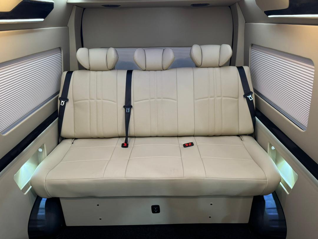 HIACE 3 PAX SOFA SEAT / UNI-ST-6011-XTD