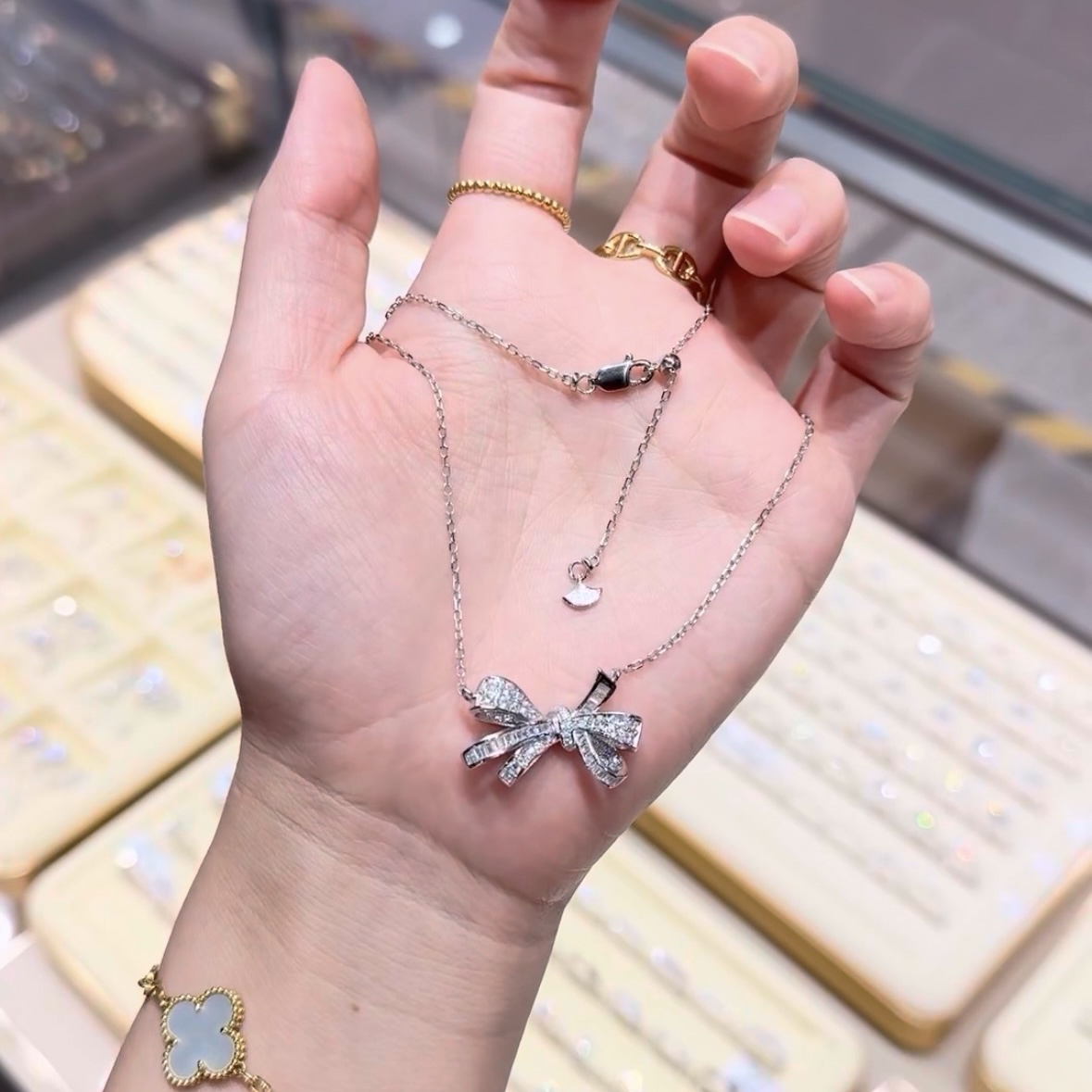 莫桑钻～格拉芙同款蝴蝶结项链