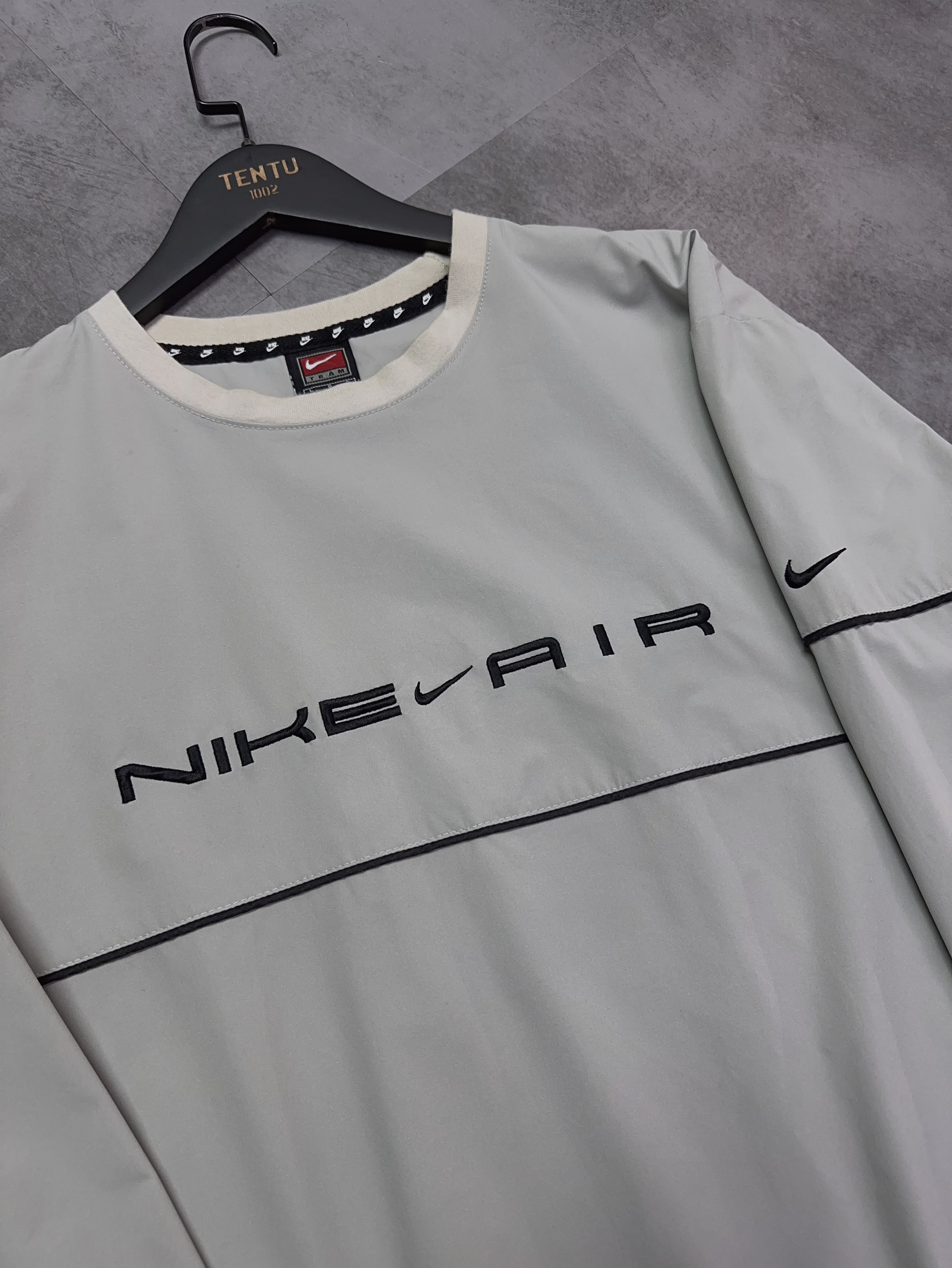 Nike Jersey - L