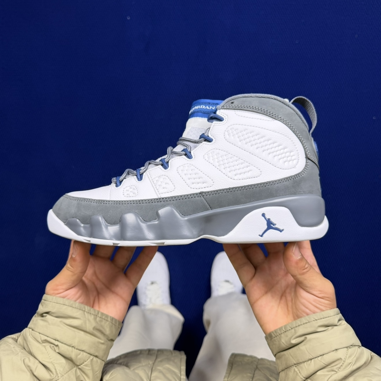 Nike Air Jordan 9 Retro "Flint Grey/French Blue" HV4794-100