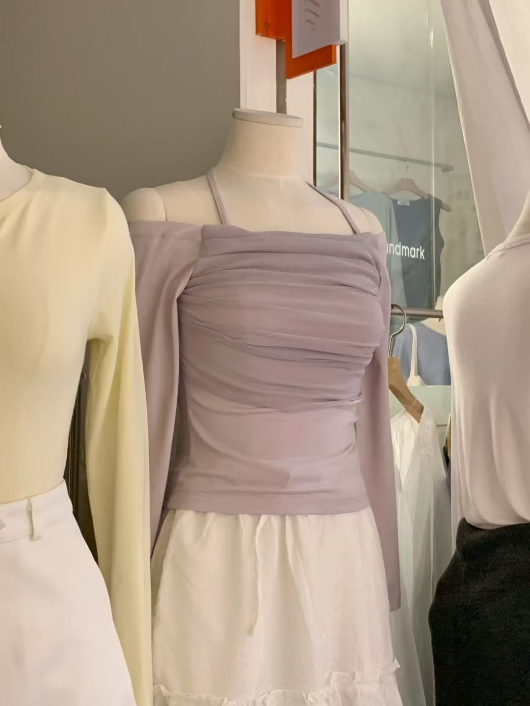  【 🫧一見鐘情♡延續大熱透紗～💭夢幻色調！親膚感網紗掛頸上衣💜 】 Dream Double Layer Top(三色入)