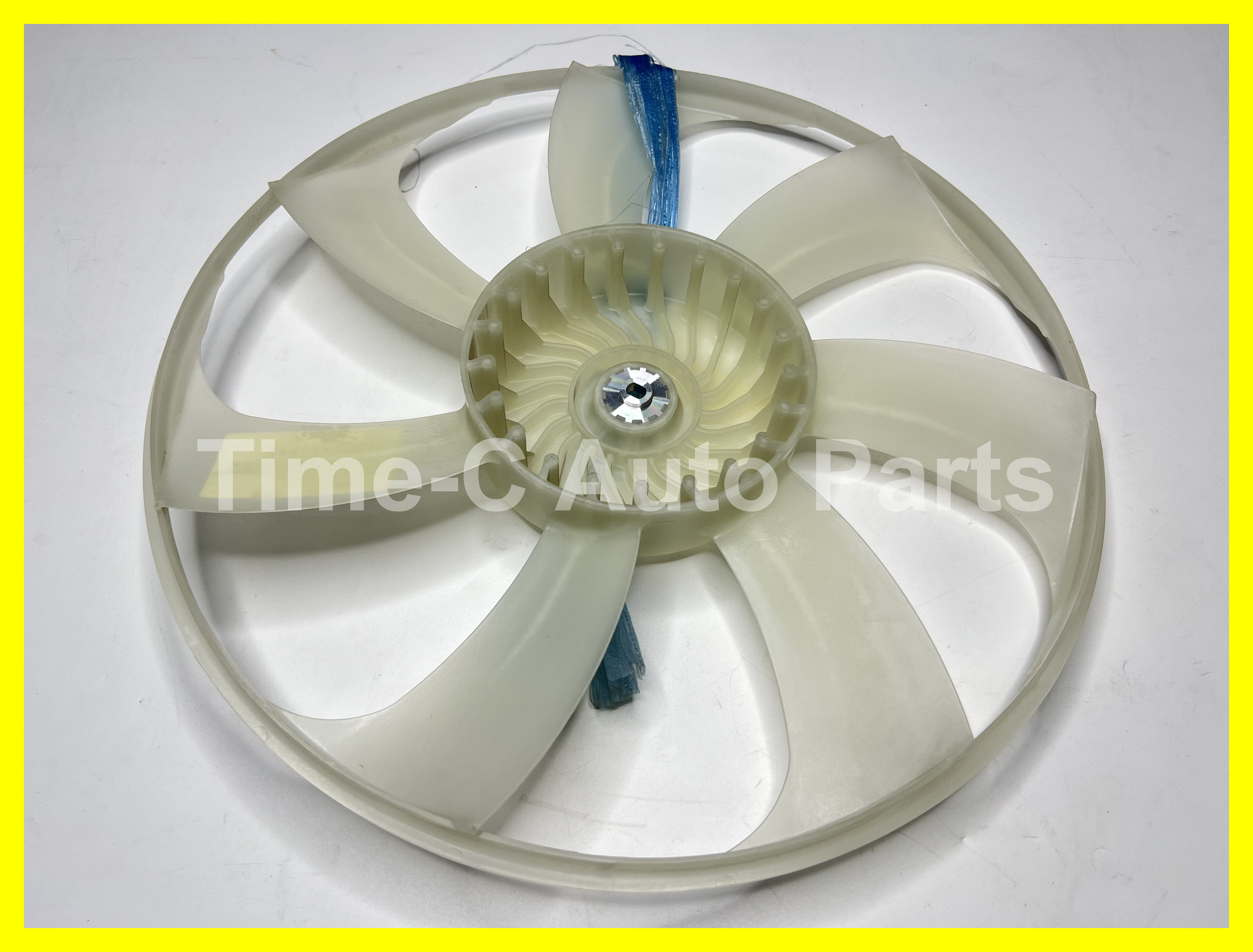 Toyota Sienta - 風扇葉 - 16361-47040