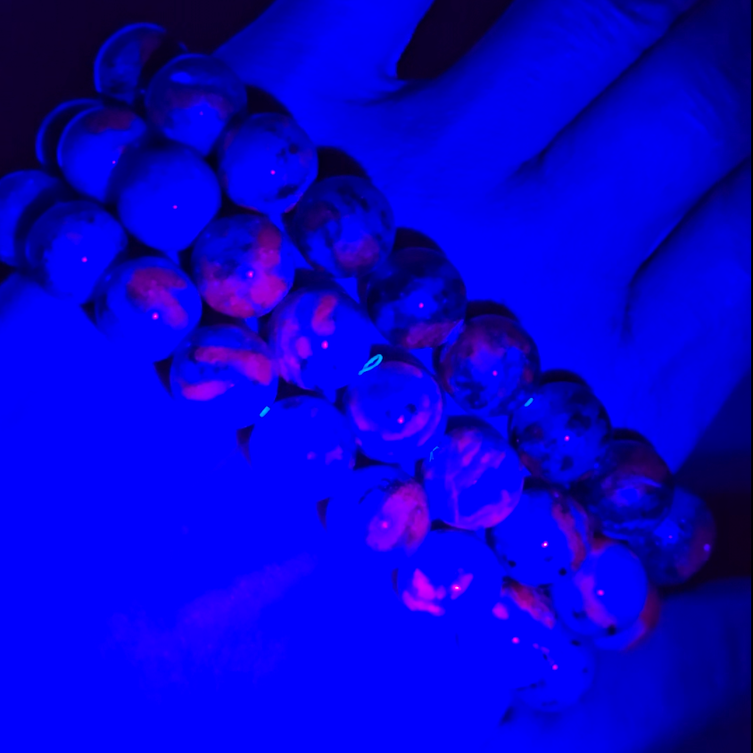 Ruby in zoisite bracelets with UV reaction - JW71
