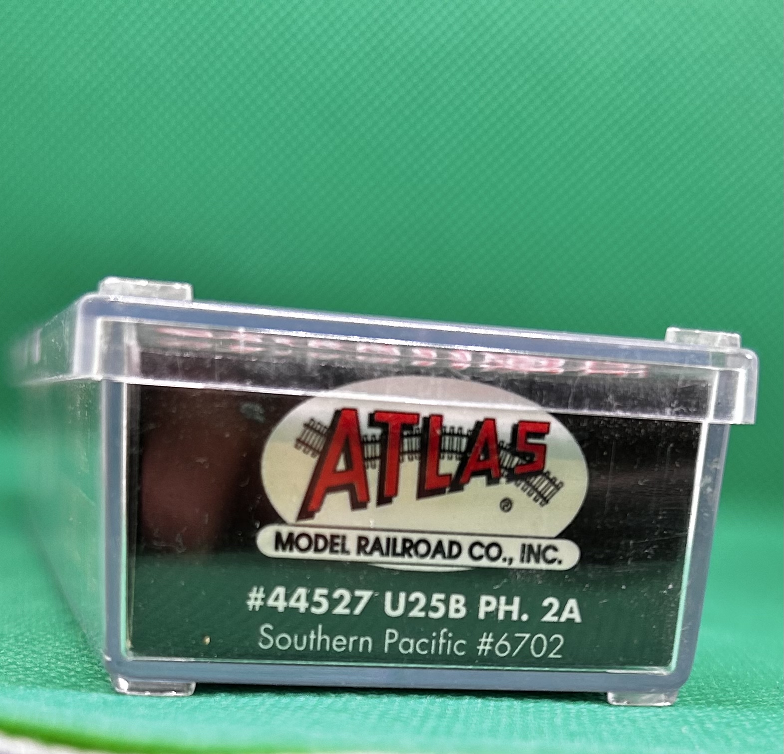 Atlas N' USA diesellok U25B PH.2A Southern Pacific #6702 NEW IN THE BOX