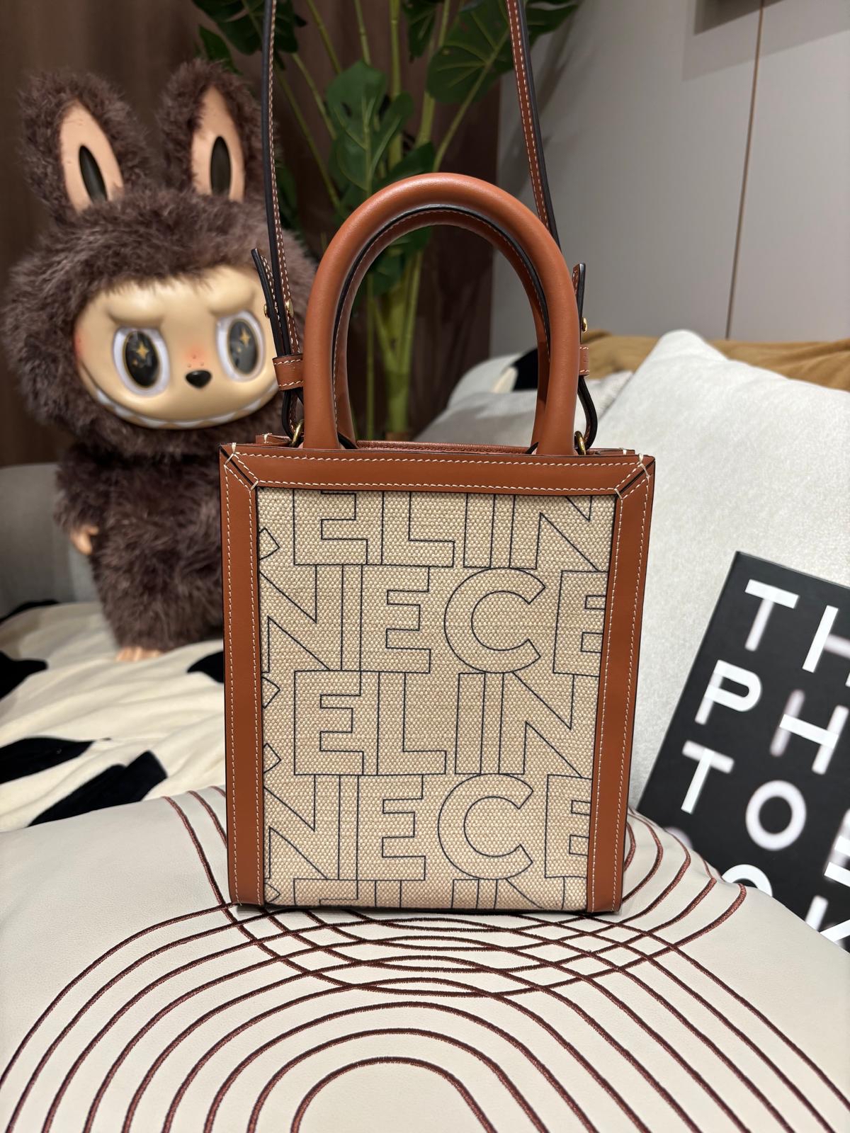 全新 Celine mini vertical cabas 100%Authentic,100%new 全新貨品 ✅收據✅塵袋✅booklet ✅paper bag