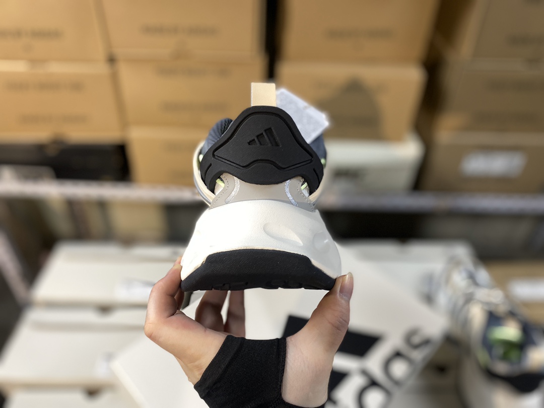 Adidas Vento XLG Deluxe IH7796