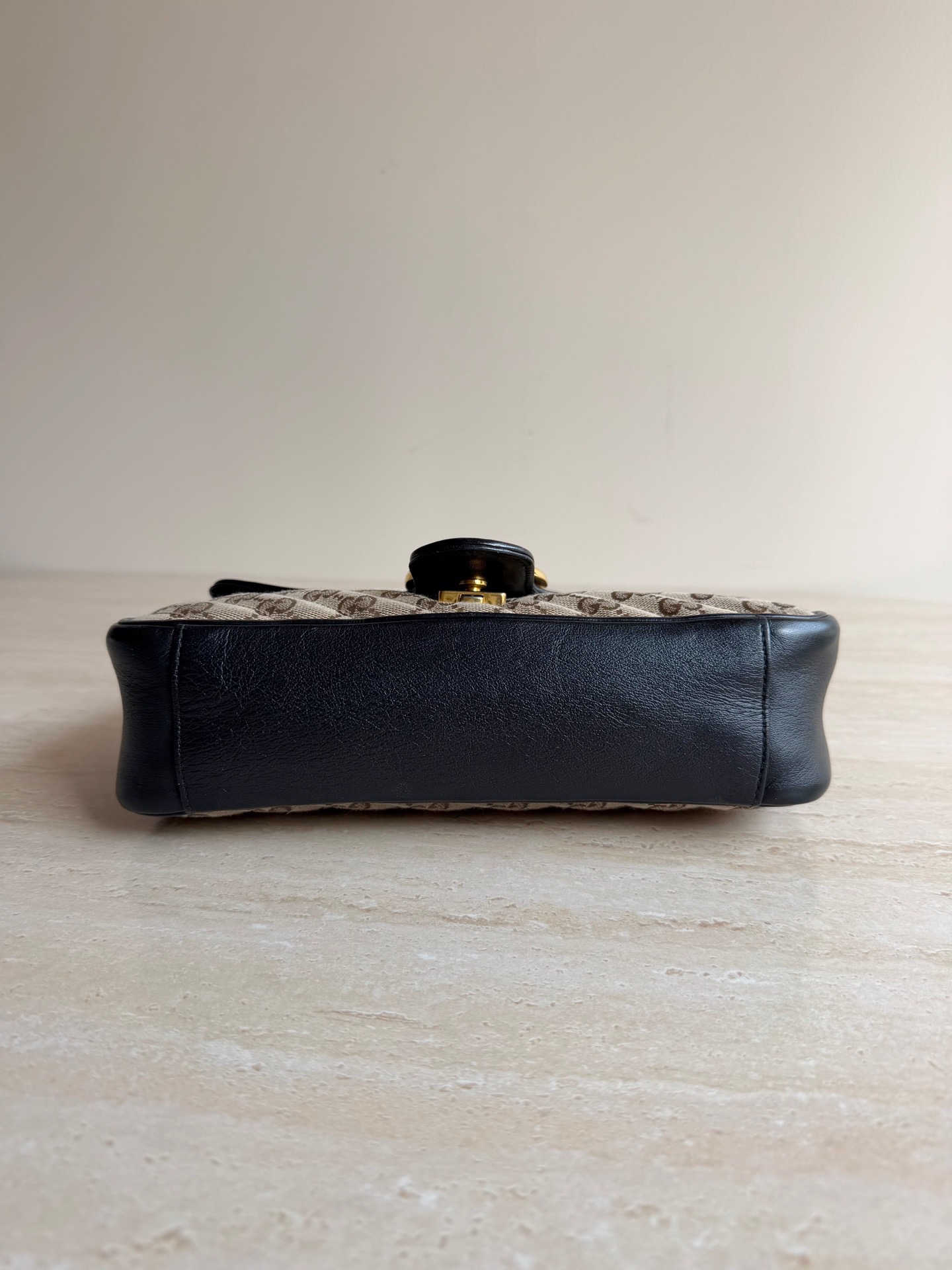 【預訂貨品】Gucci GG+Marmont老花帆布斜孭袋