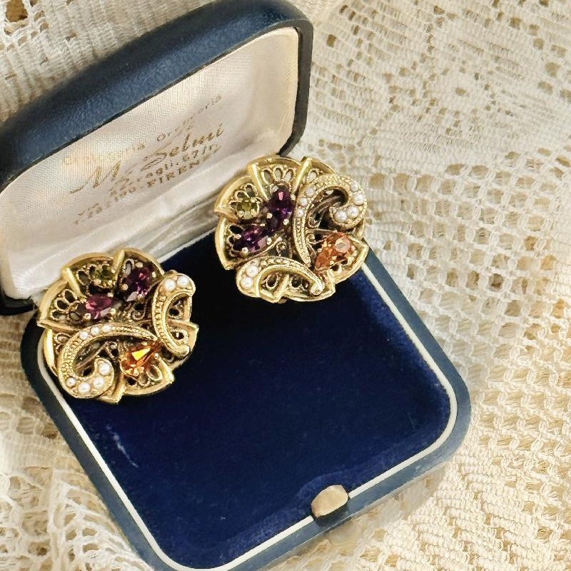 Vintage European Mid-Century Style "Mulu Reggio E."Stamped Clip Earrings (C052)
