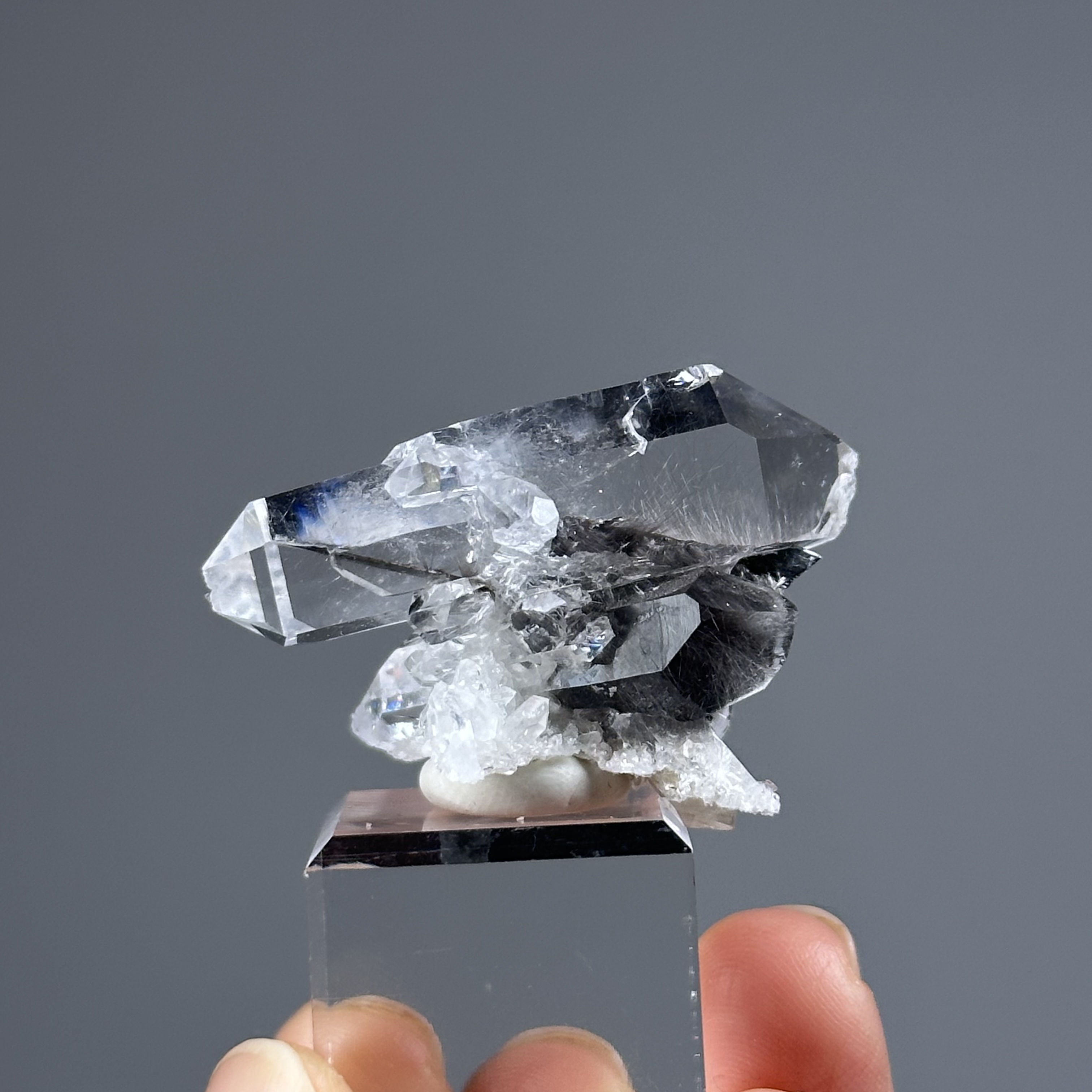 黑銀鈦水晶簇 - Brookite and Rutile Quartz | RU009