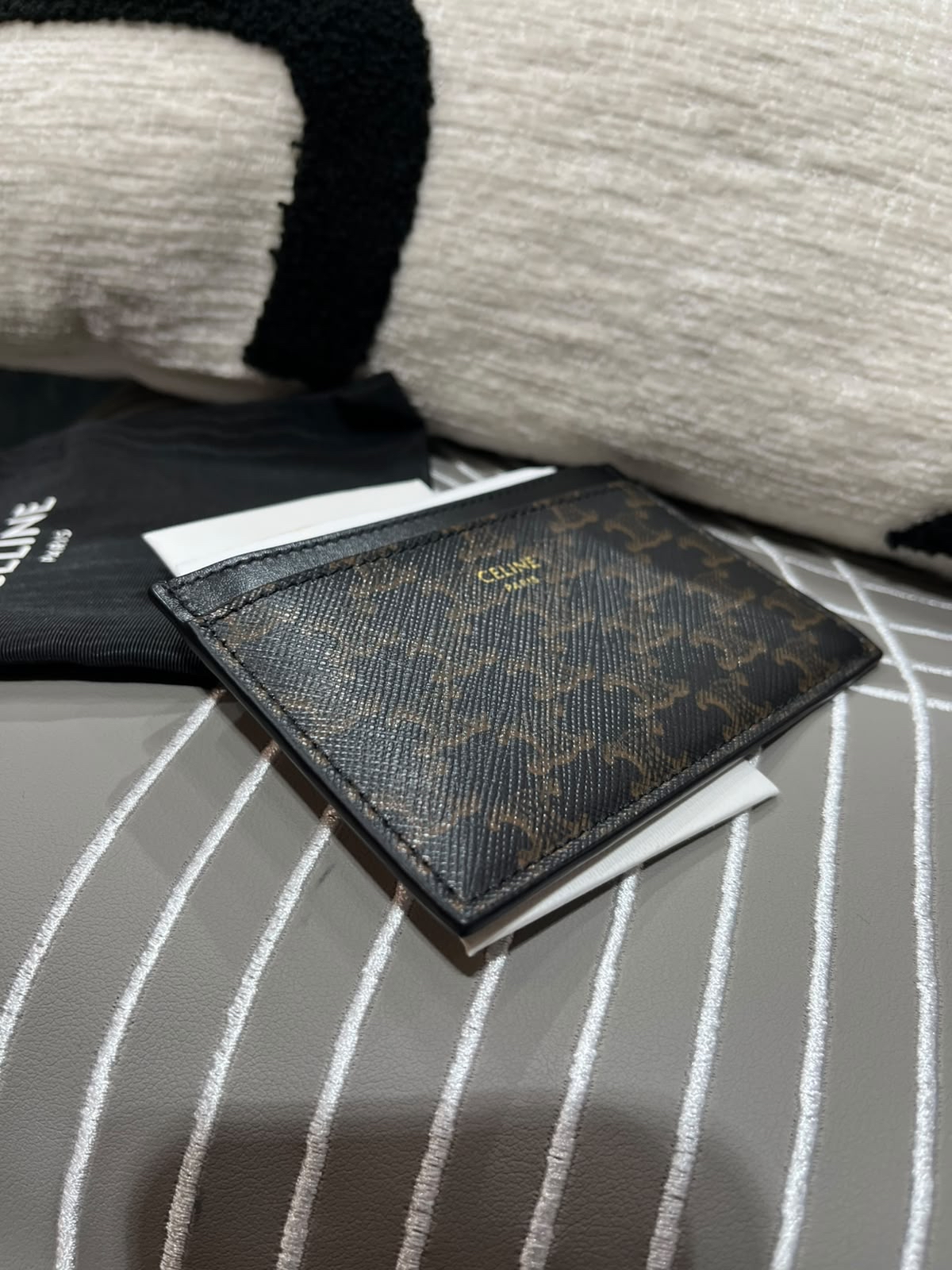 Celine Triomphe Card Holder Black 100%Authentic, 99%New ✅Booklet✅Dust bag