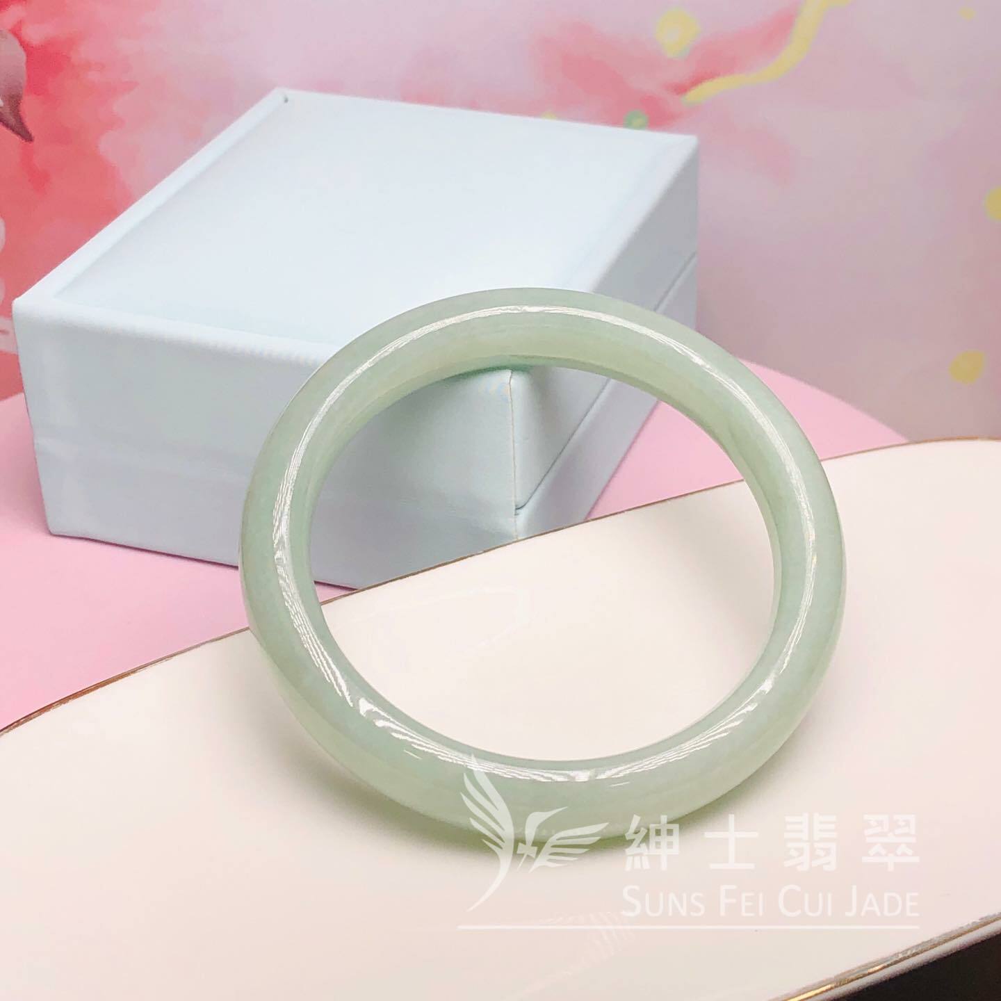 攞三橋晴水色福鐲55.6mm