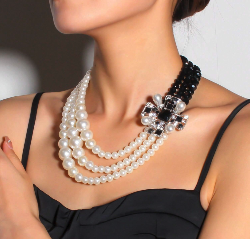 Statement B&W Pearl Necklace