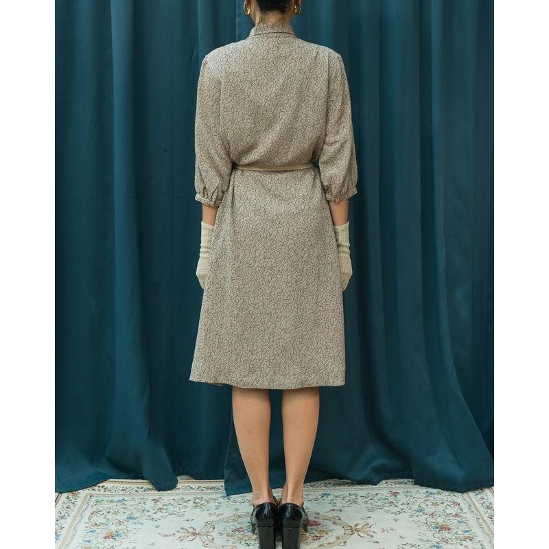 Vintage Japanese Beige Tie Collar Floral Outline Mid-Sleeve Chiffon Dress（MT1541-21)